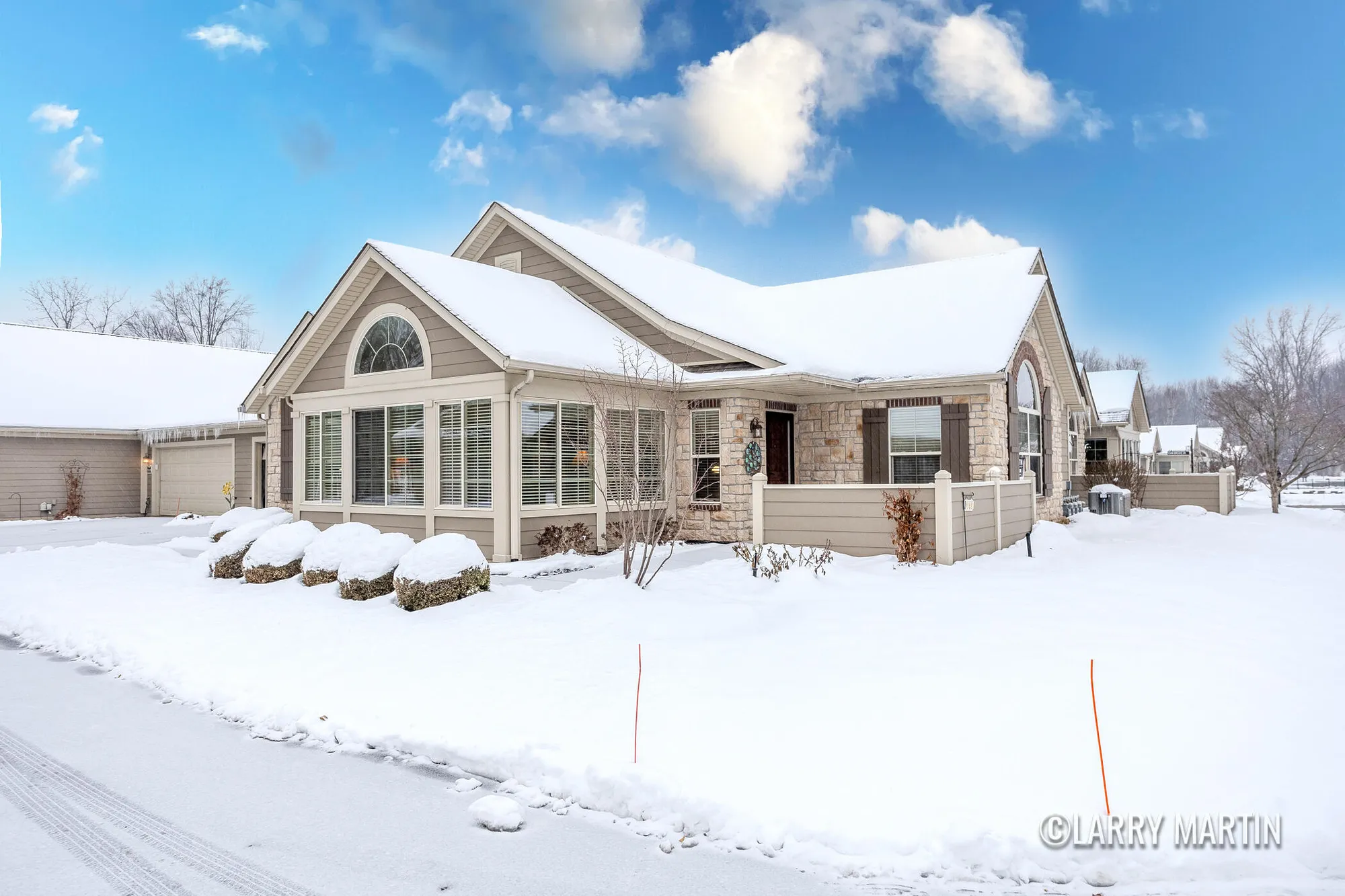 Property Slideshow image 23 of 35 | 5331 mapleside ln, Wyoming, MI, 49418