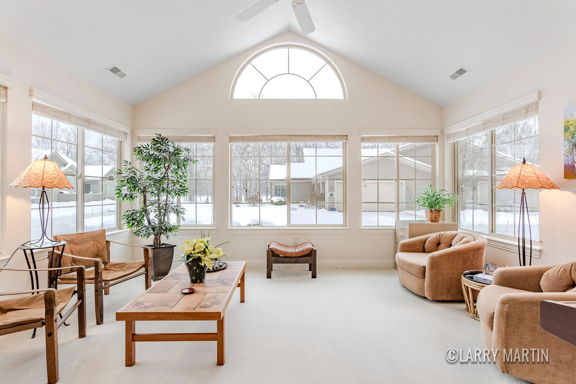 Property Slideshow image 5 of 35 | 5331 mapleside ln, Wyoming, MI, 49418