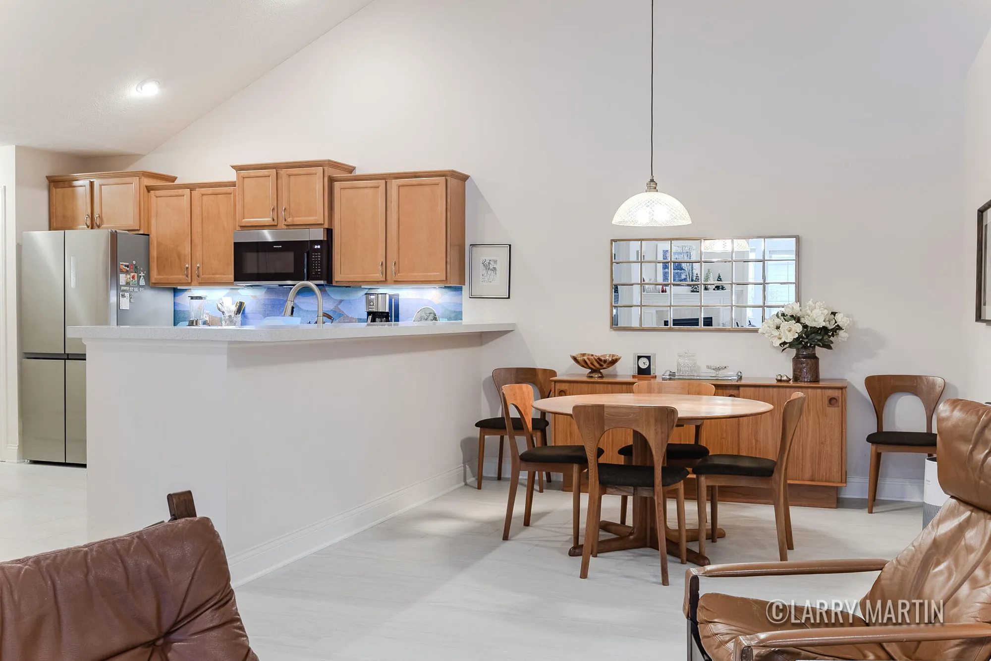 Property Slideshow image 9 of 35 | 5331 mapleside ln, Wyoming, MI, 49418