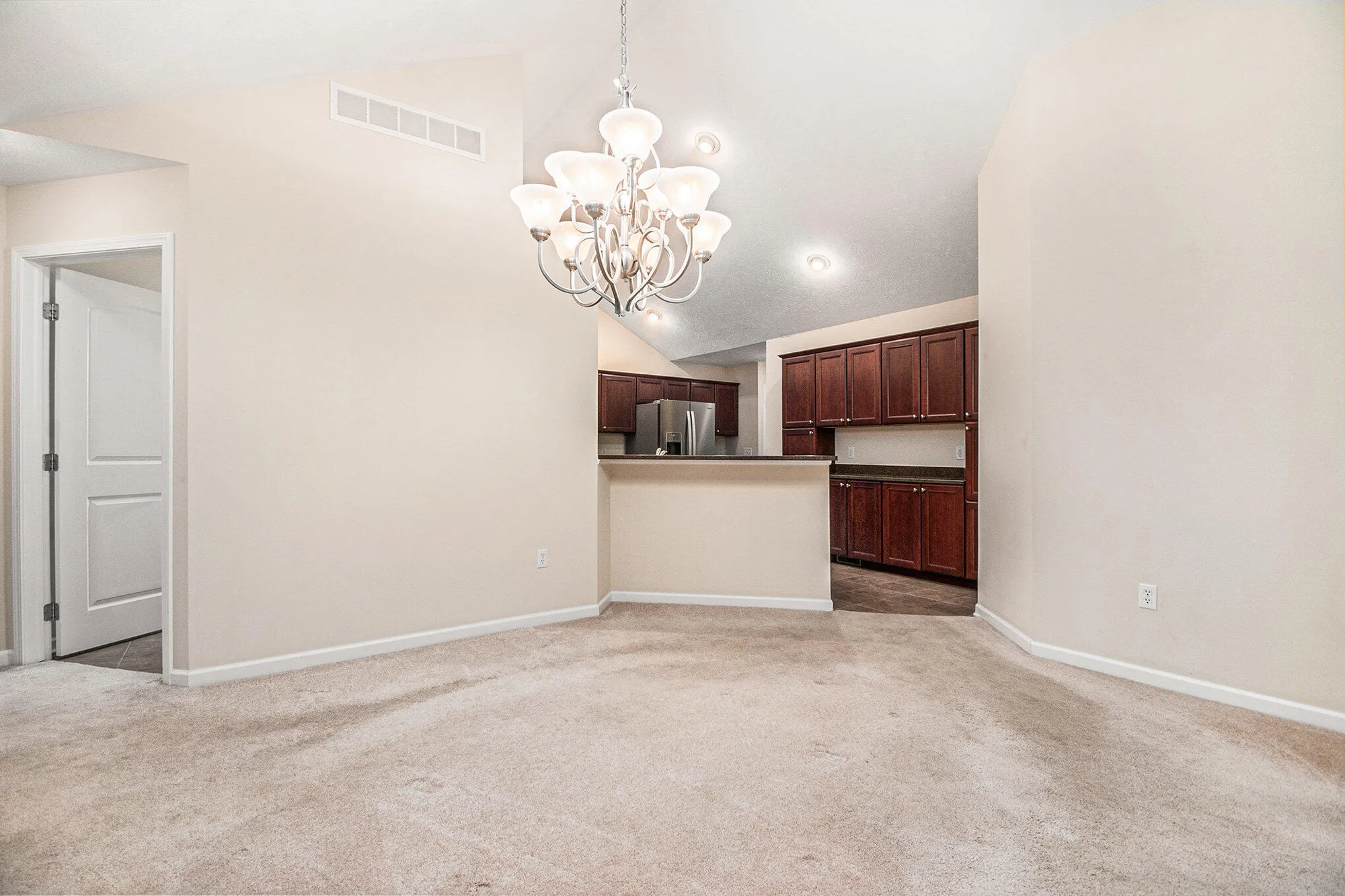 Property Slideshow image 20 of 37 | 5333 fawn creek dr sw, Grandville, MI, 49418