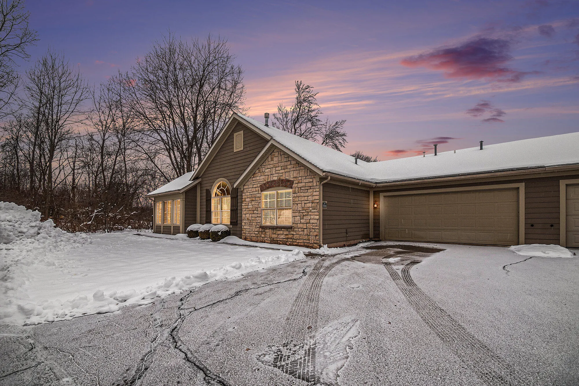 Property Slideshow image 29 of 37 | 5333 fawn creek dr sw, Grandville, MI, 49418