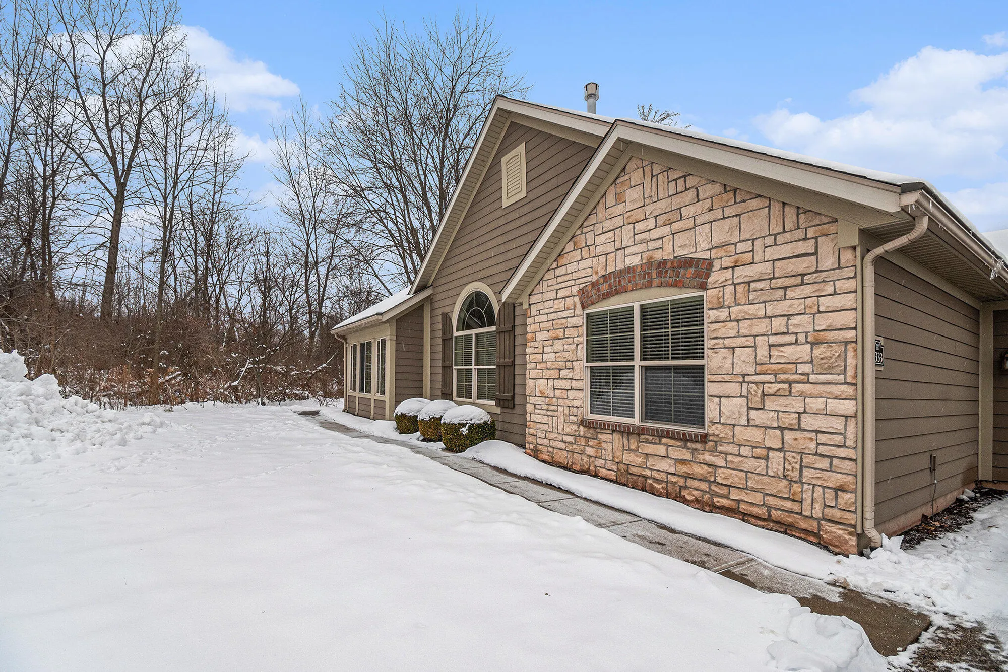 Property Slideshow image 30 of 37 | 5333 fawn creek dr sw, Grandville, MI, 49418