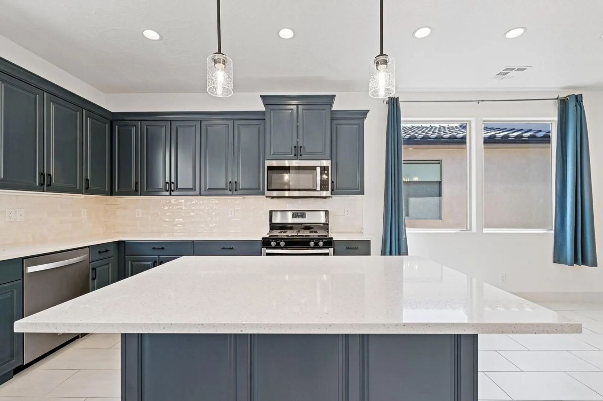 Property Slideshow image 7 of 31 | 116 w camino borde, Washington, UT, 84780