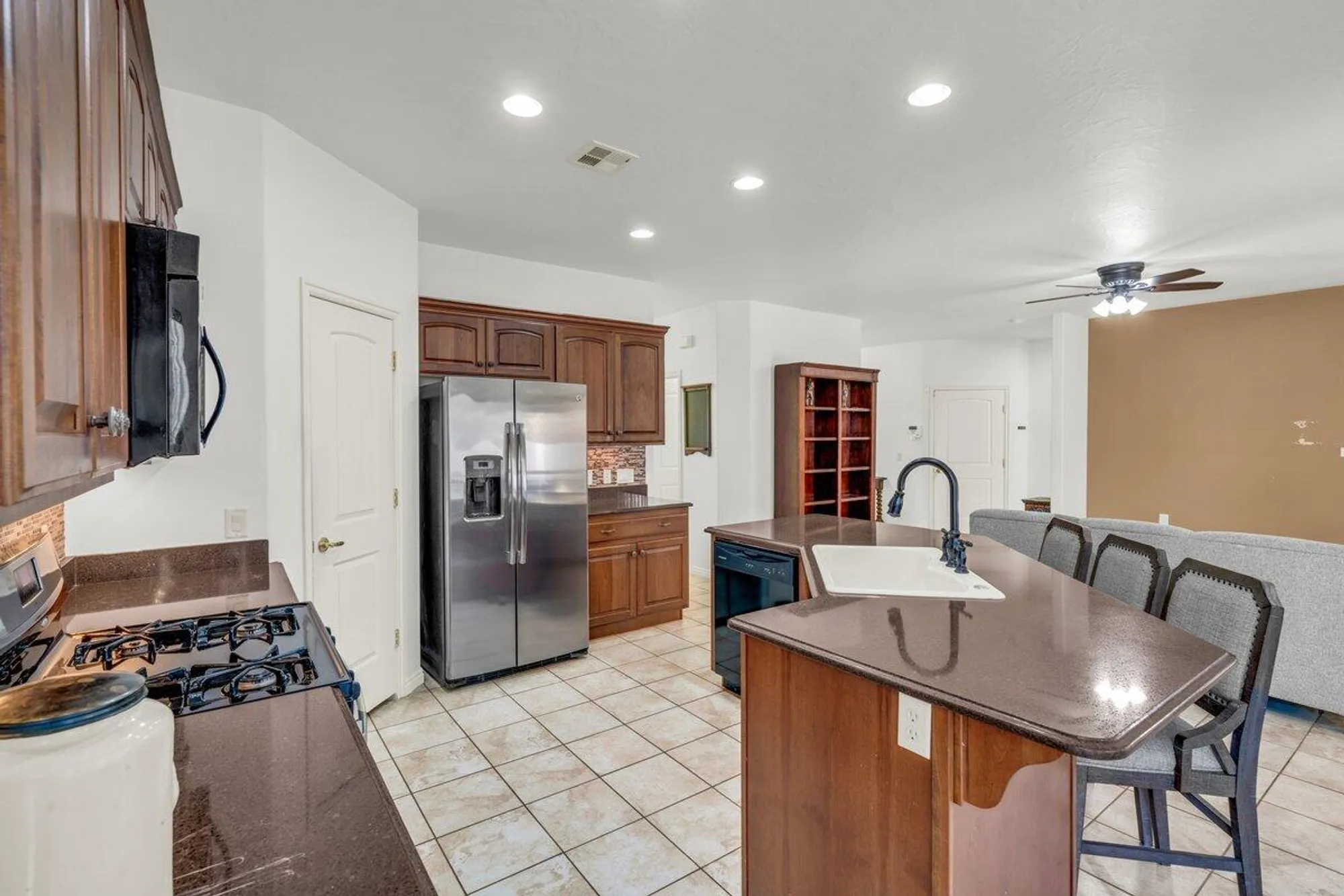 Property Slideshow image 7 of 30 | 1663 morane manor dr, St George, UT, 84790