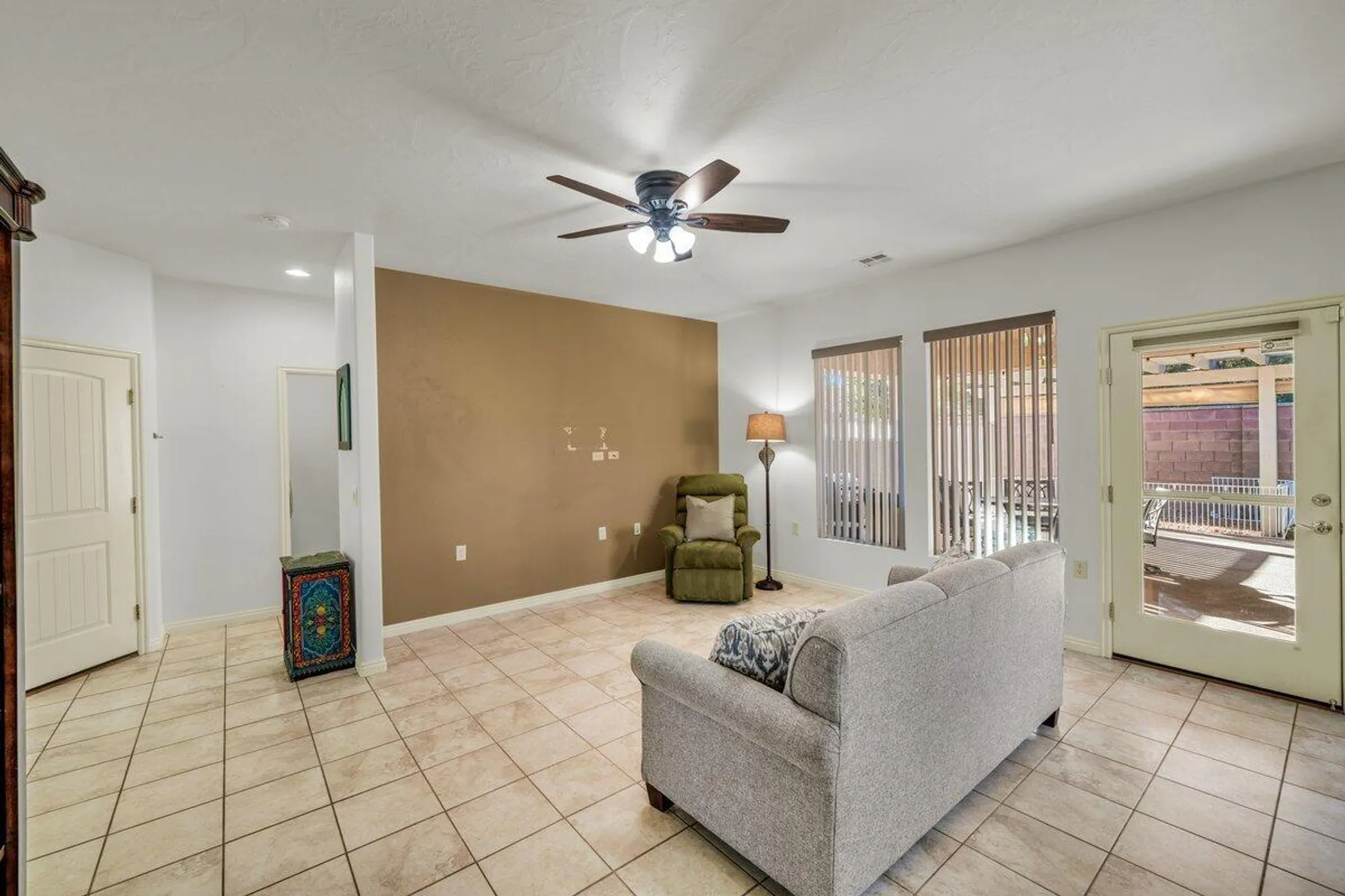 Property Slideshow image 4 of 30 | 1663 morane manor dr, St George, UT, 84790