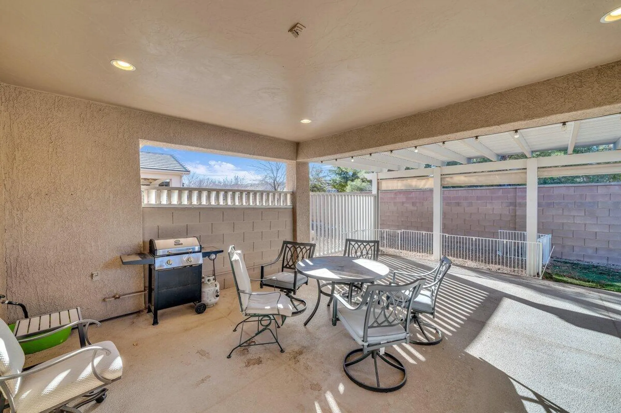Property Slideshow image 16 of 30 | 1663 morane manor dr, St George, UT, 84790