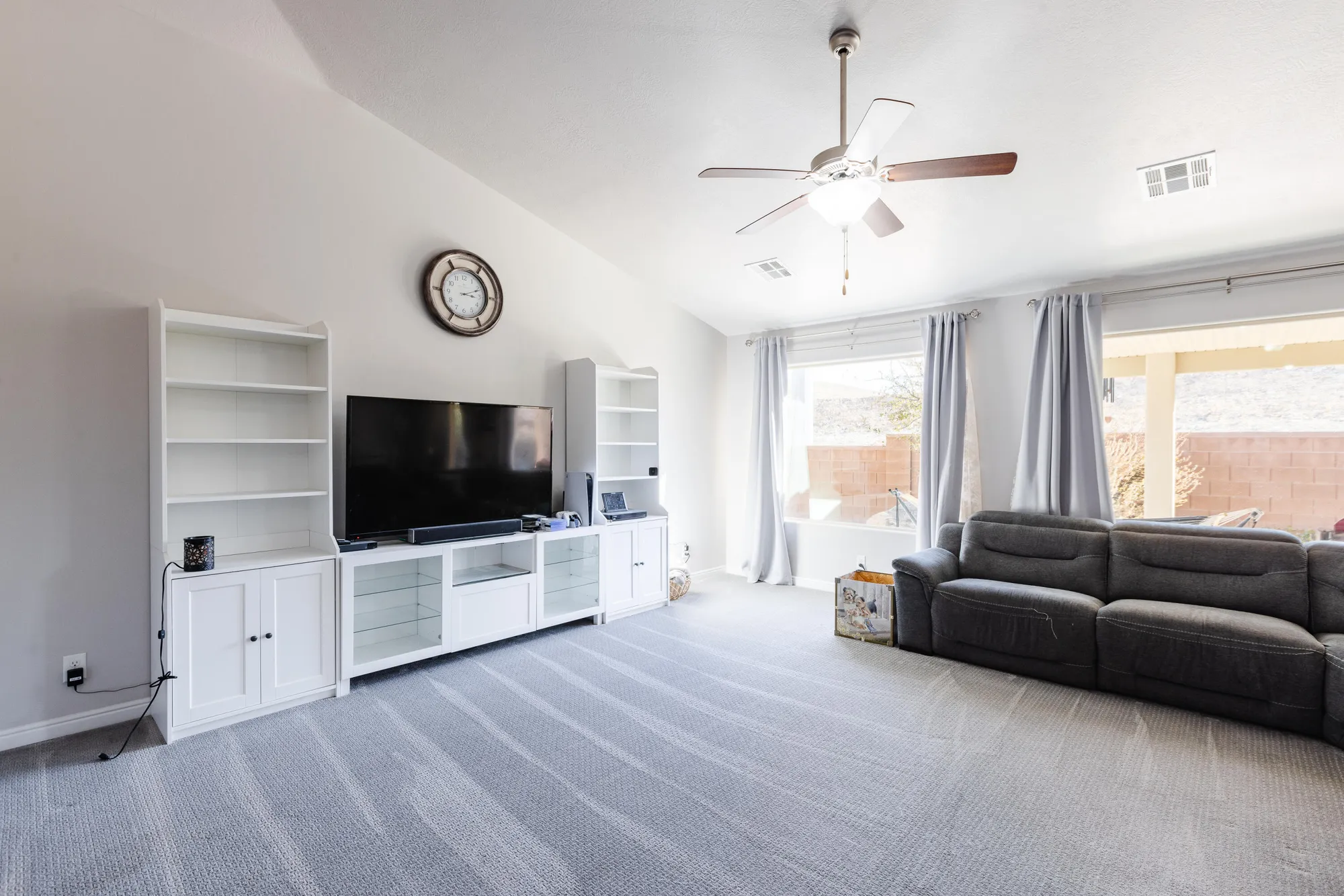 Property Slideshow image 9 of 32 | 833 w 4100, St George, UT, 84790