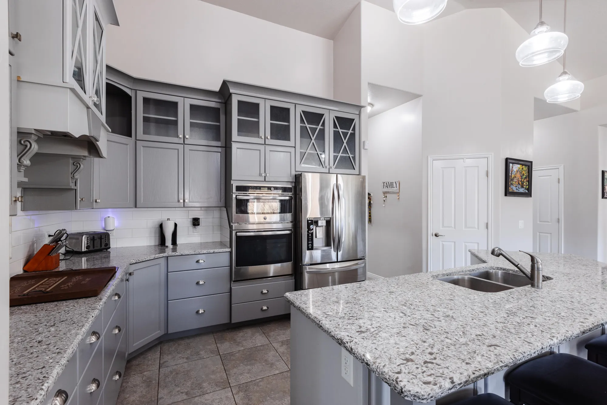 Property Slideshow image 13 of 32 | 833 w 4100, St George, UT, 84790