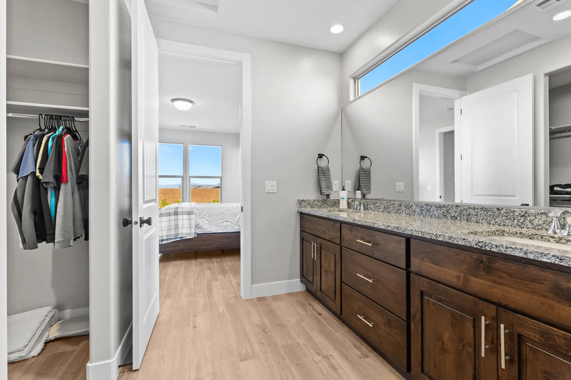 Property Slideshow image 11 of 40 | 315 w camino borde, Washington, UT, 84780