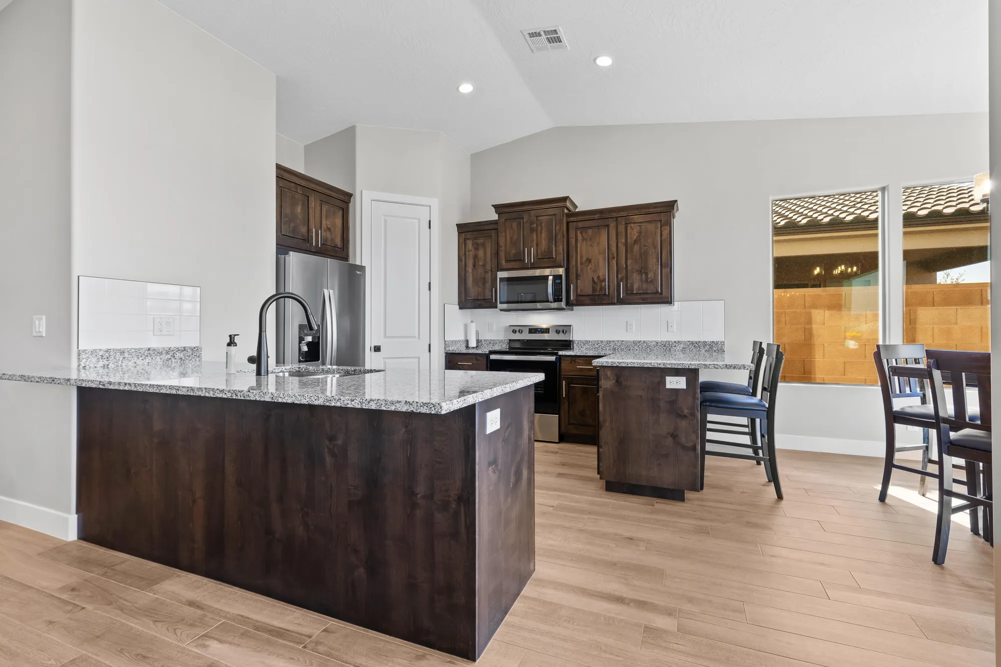 Property Slideshow image 5 of 40 | 315 w camino borde, Washington, UT, 84780