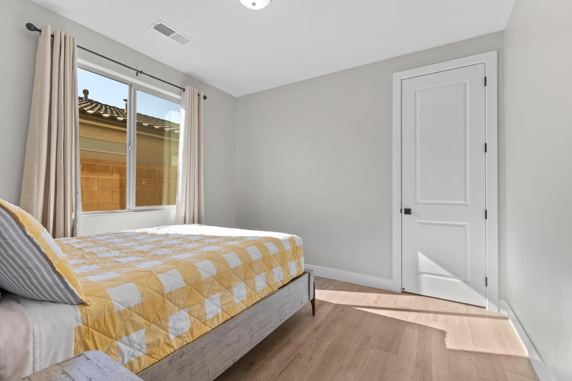 Property Slideshow image 17 of 40 | 315 w camino borde, Washington, UT, 84780