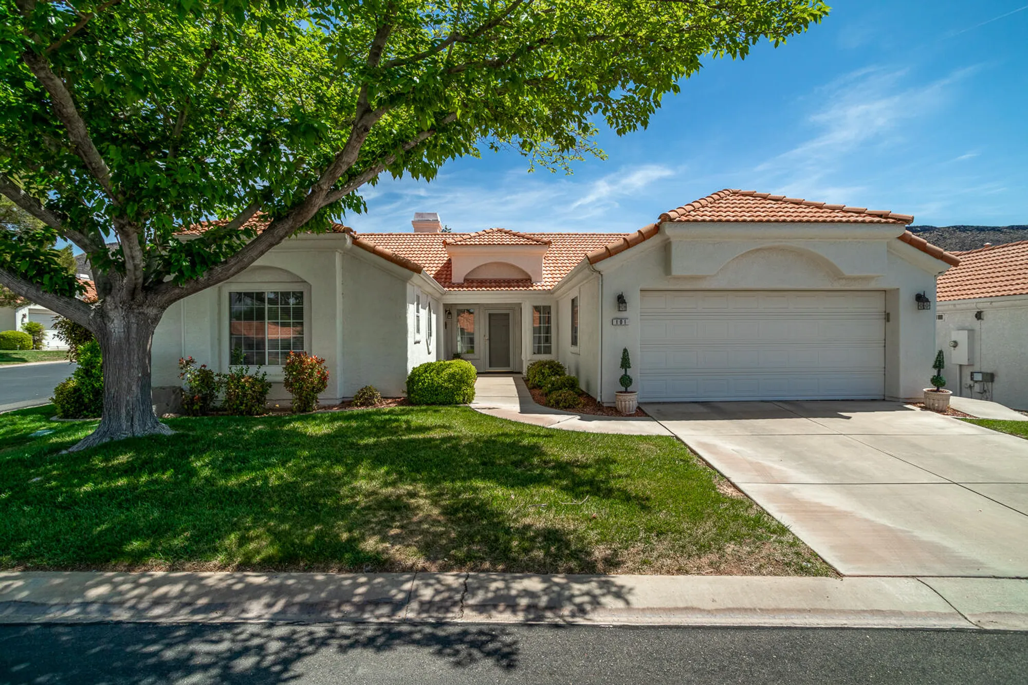 Property Slideshow image 1 of 40 | 39 n valley view dr unit 101, St George, UT, 84770