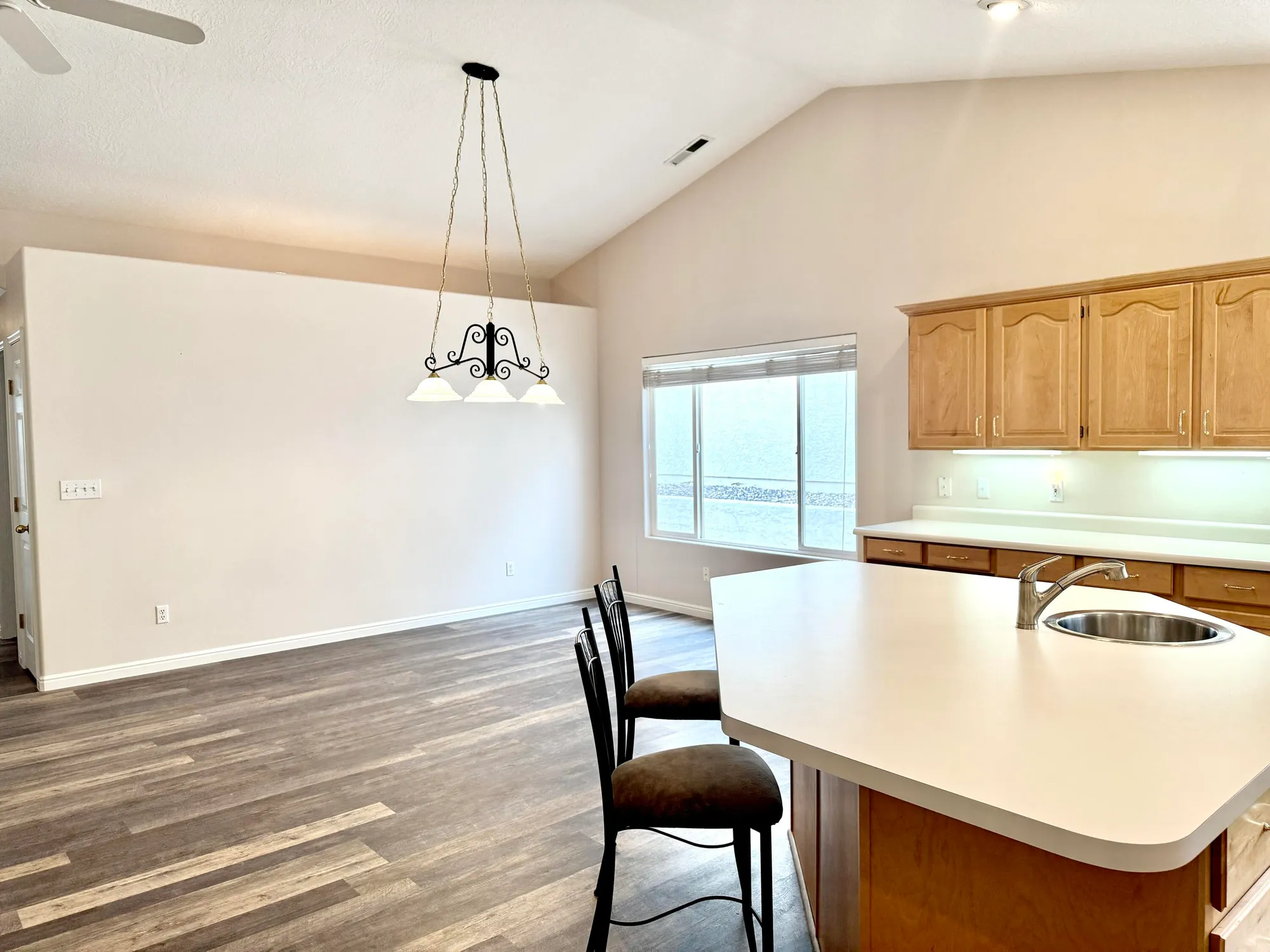 Property Slideshow image 10 of 39 | 39 n valley view dr 71, St George, UT, 84770