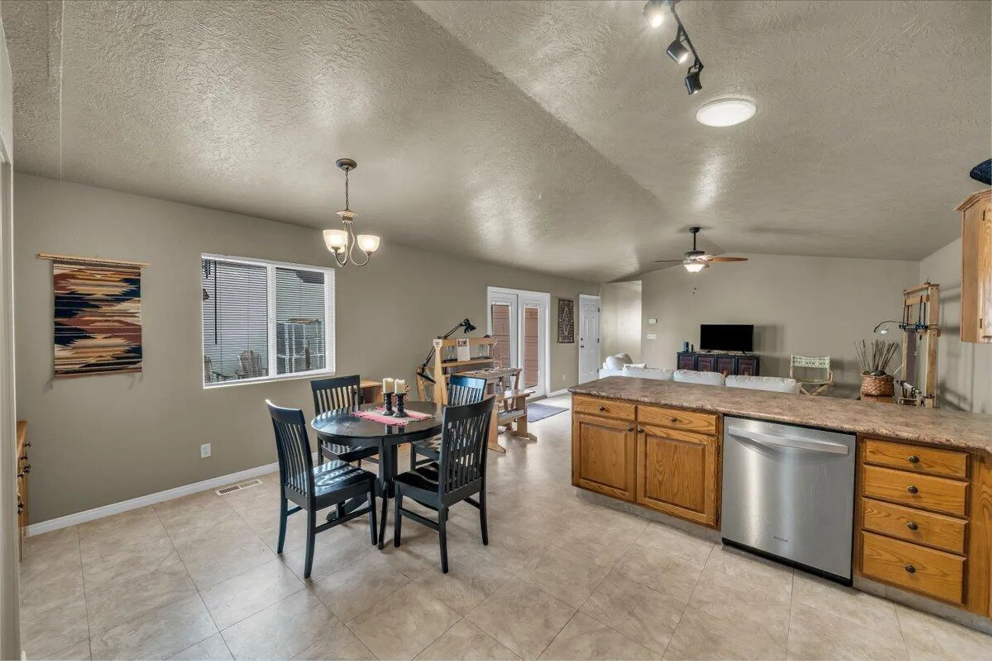 Property Slideshow image 10 of 27 | 1331 n dixie downs rd unit 117, St George, UT, 84770