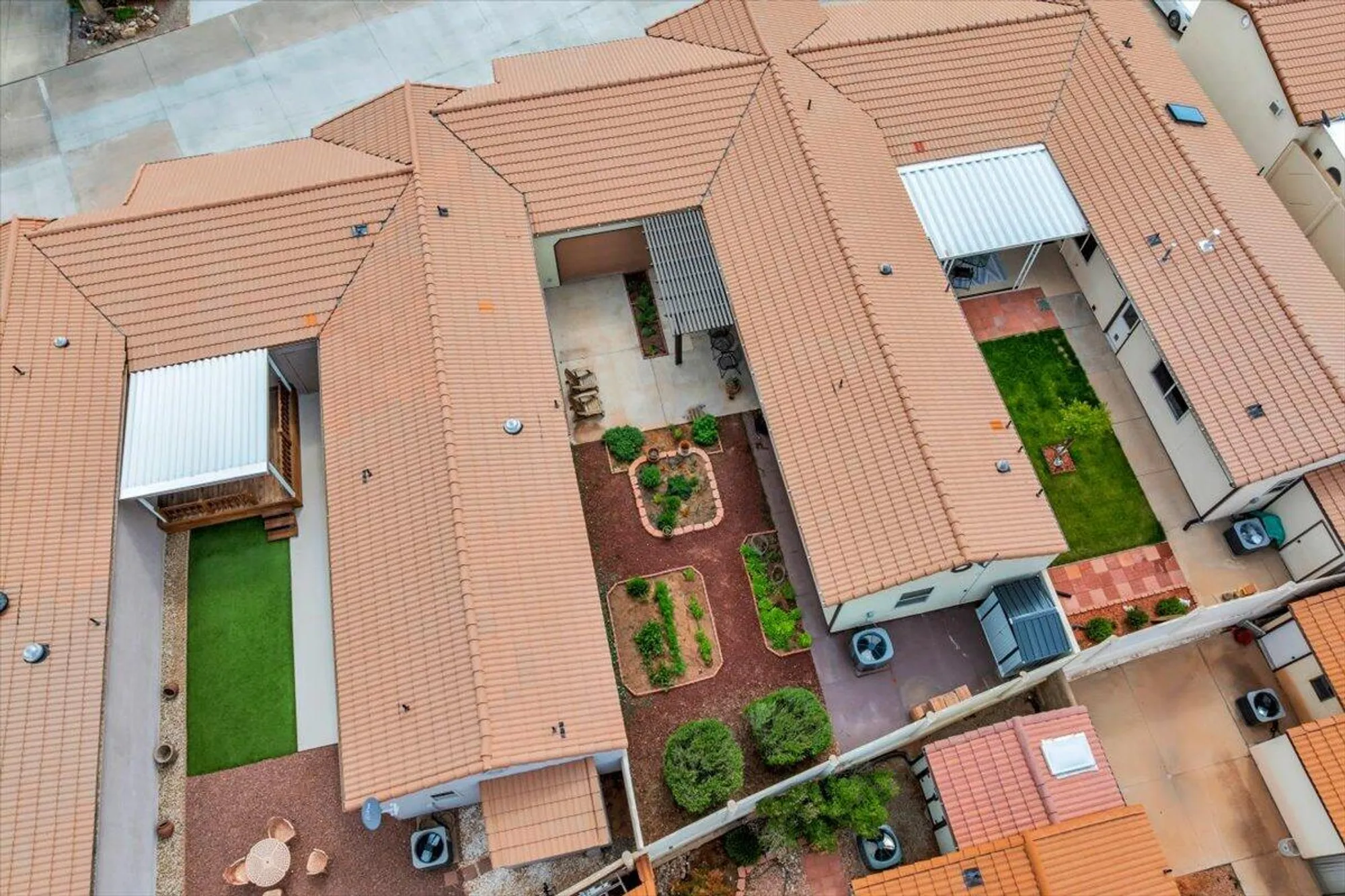 Property Slideshow image 21 of 27 | 1331 n dixie downs rd unit 117, St George, UT, 84770