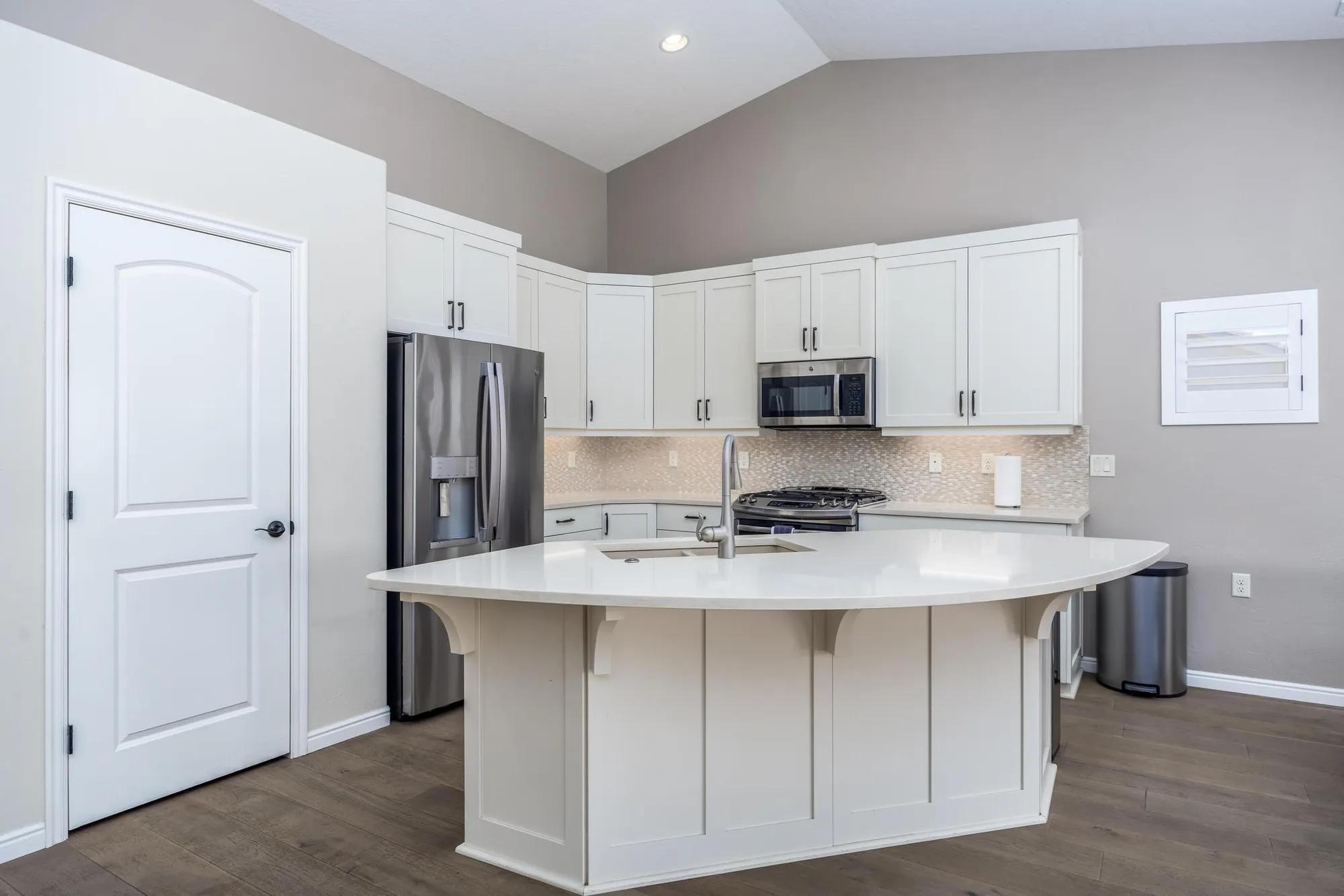 Property Slideshow image 5 of 33 | 1349 w silk berry dr, St George, UT, 84790