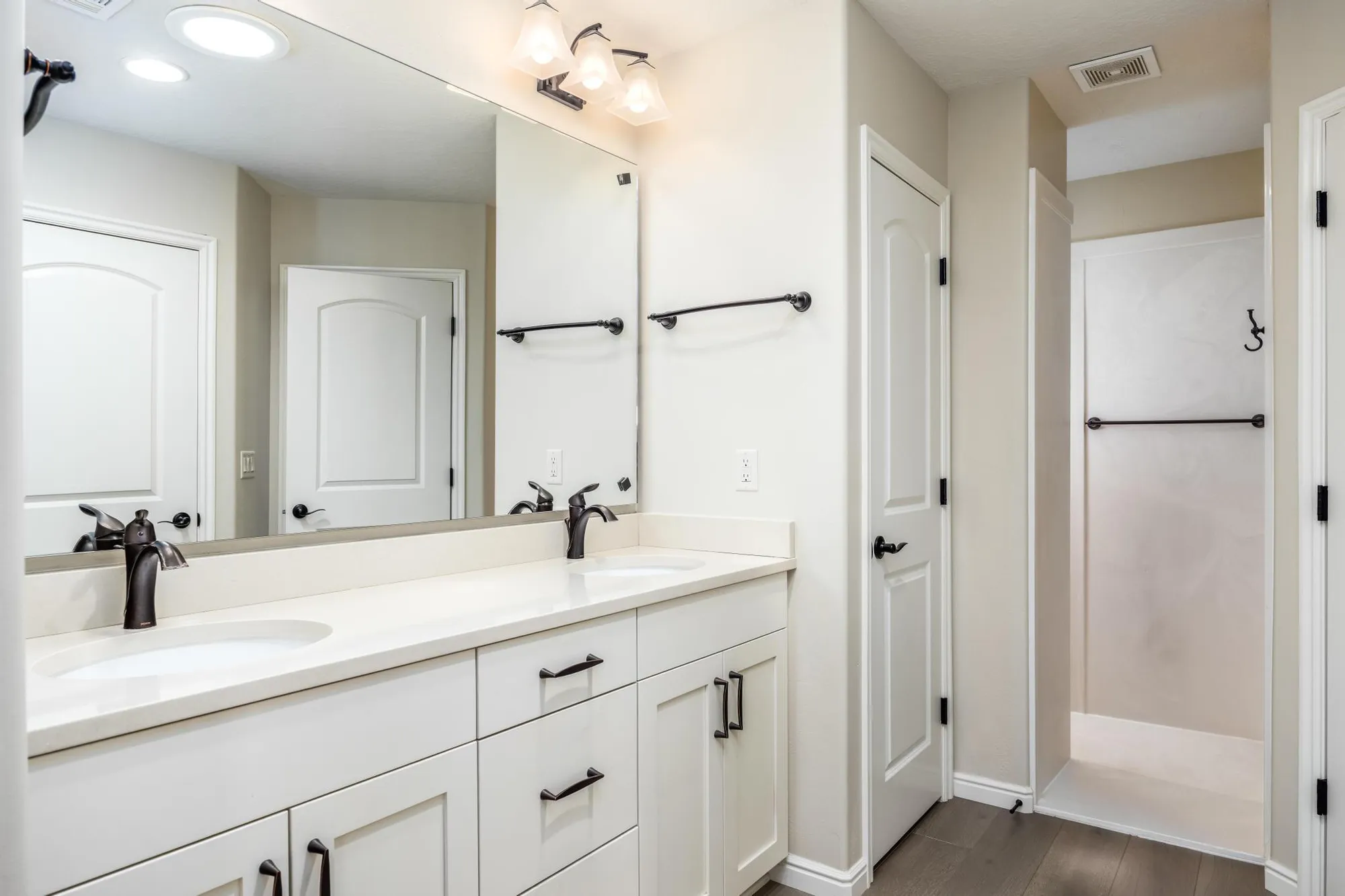 Property Slideshow image 13 of 33 | 1349 w silk berry dr, St George, UT, 84790