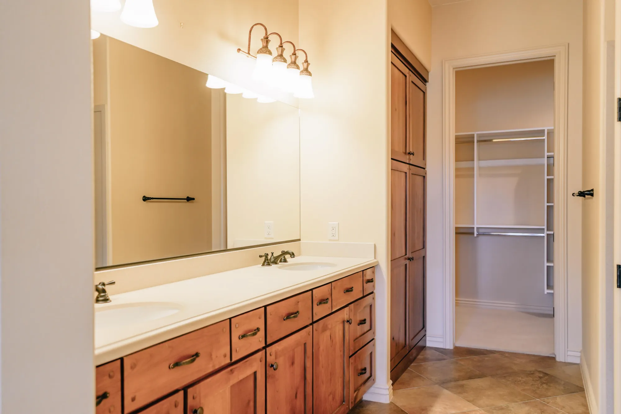 Property Slideshow image 14 of 37 | 4983 azalea cir, St George, UT, 84790