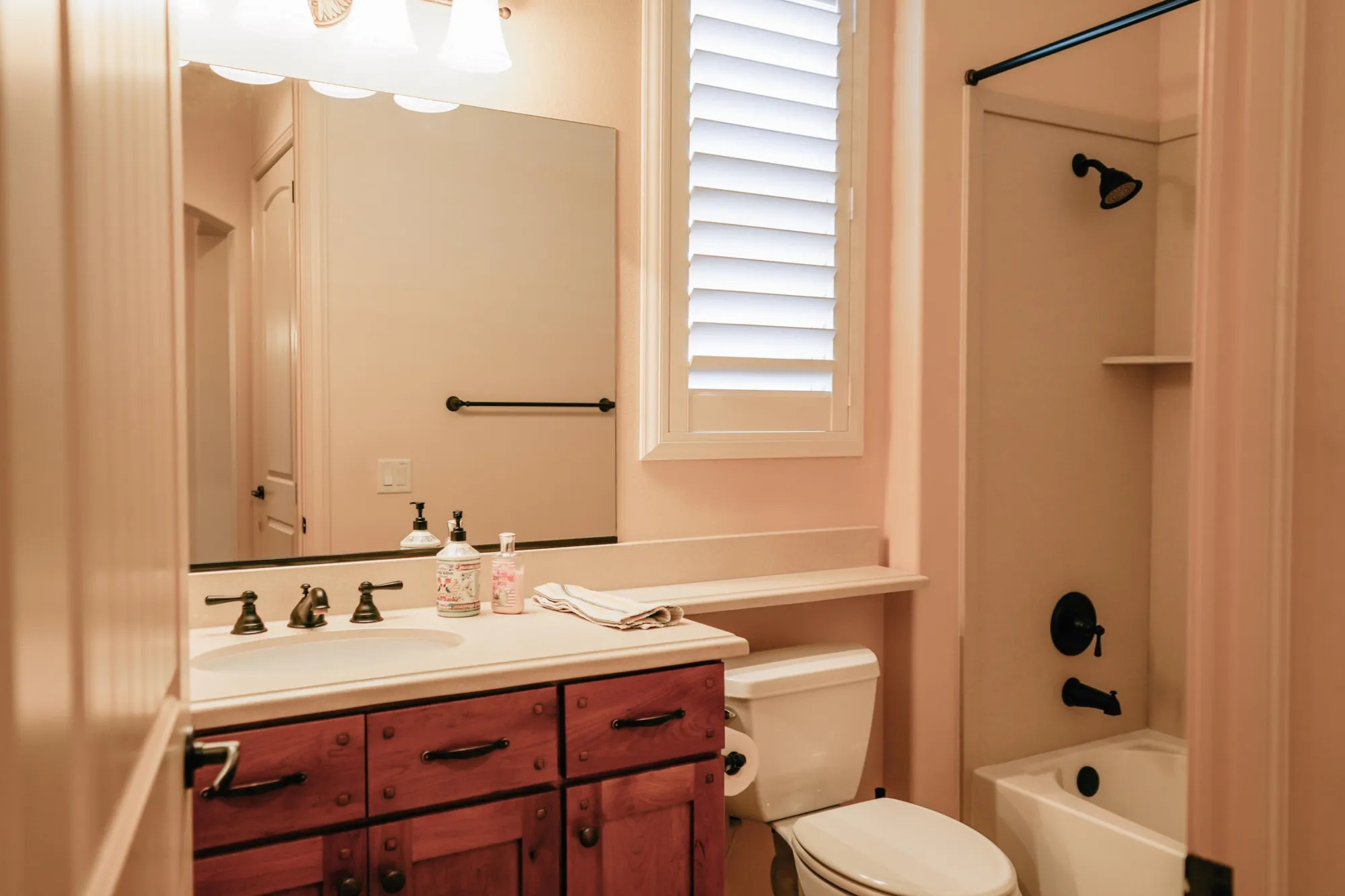 Property Slideshow image 25 of 37 | 4983 azalea cir, St George, UT, 84790