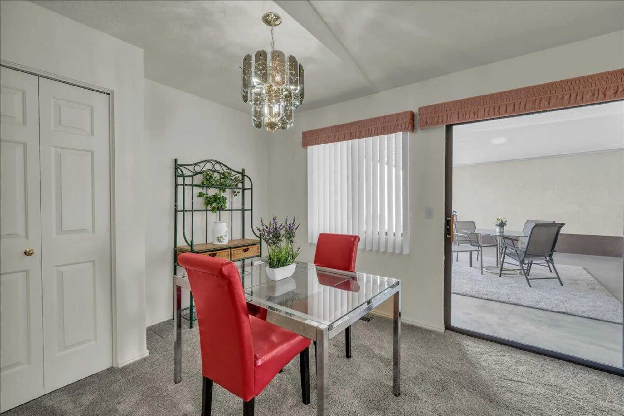 Property Slideshow image 5 of 16 | 1331 n dixie downs rd unit 56, St George, UT, 84770