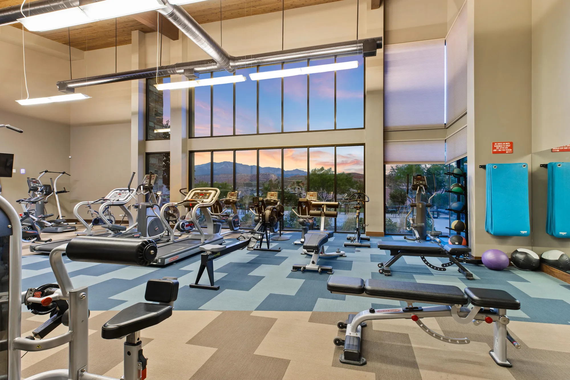 Property Slideshow image 29 of 40 | 315 w camino borde, Washington, UT, 84780