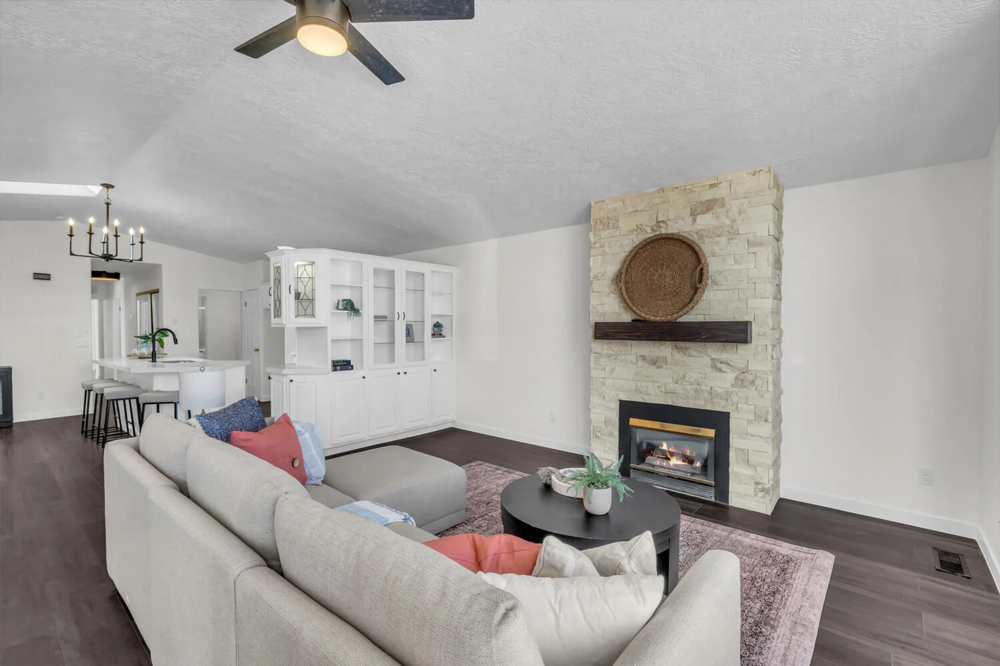 Property Slideshow image 2 of 17 | 1331 n dixie downs rd unit 100, St George, UT, 84770