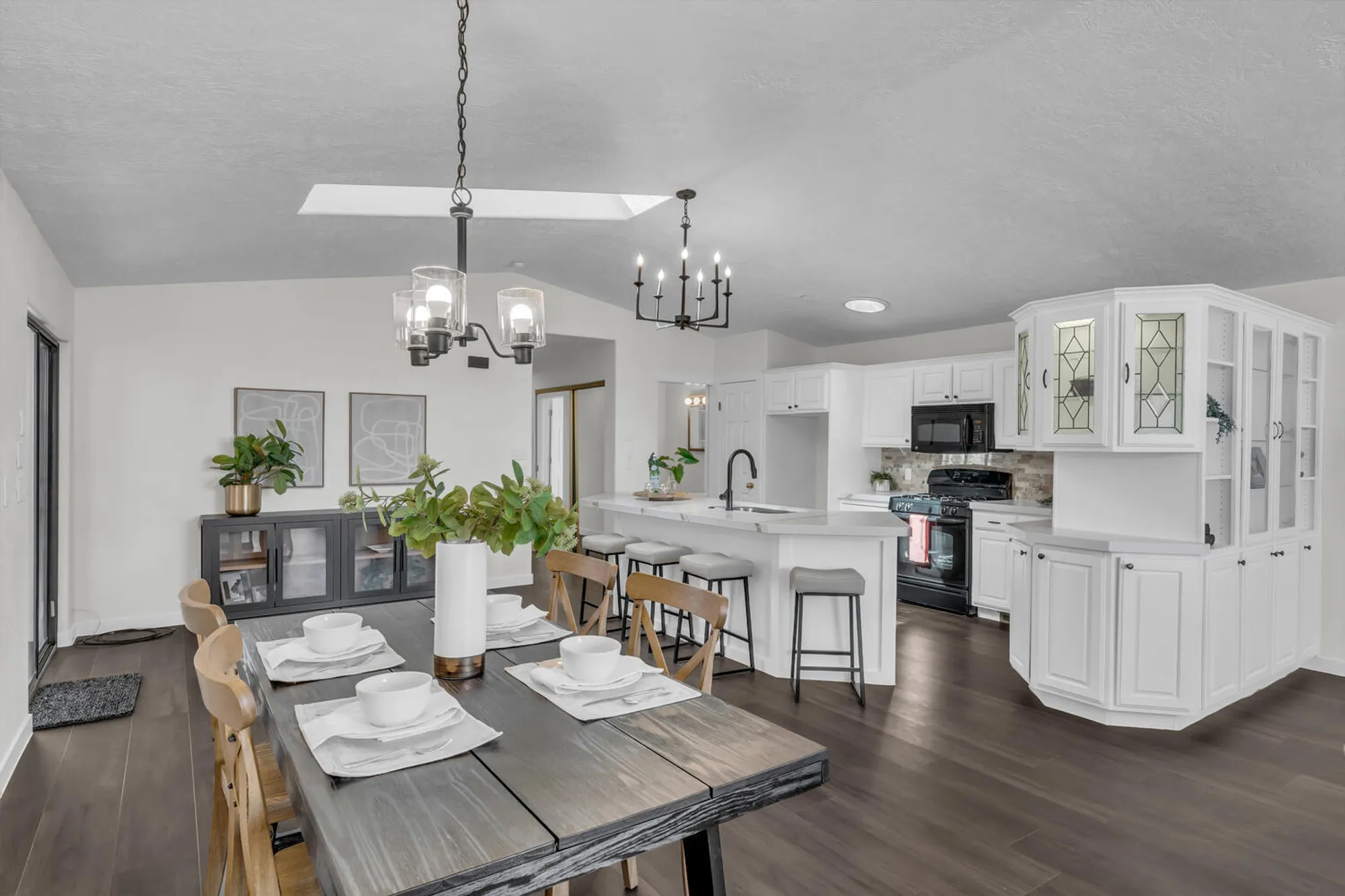 Property Slideshow image 6 of 17 | 1331 n dixie downs rd unit 100, St George, UT, 84770