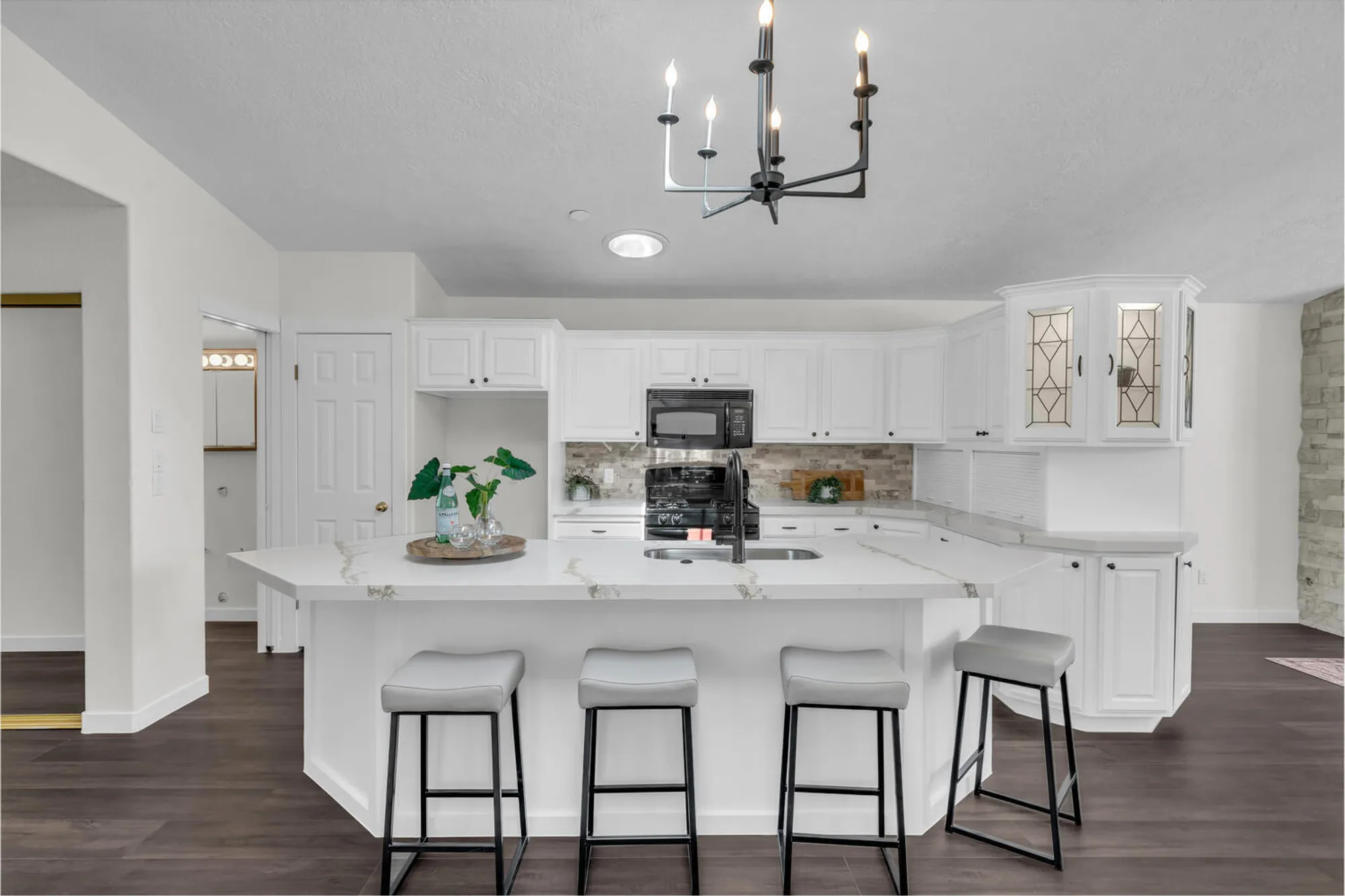 Property Slideshow image 7 of 17 | 1331 n dixie downs rd unit 100, St George, UT, 84770