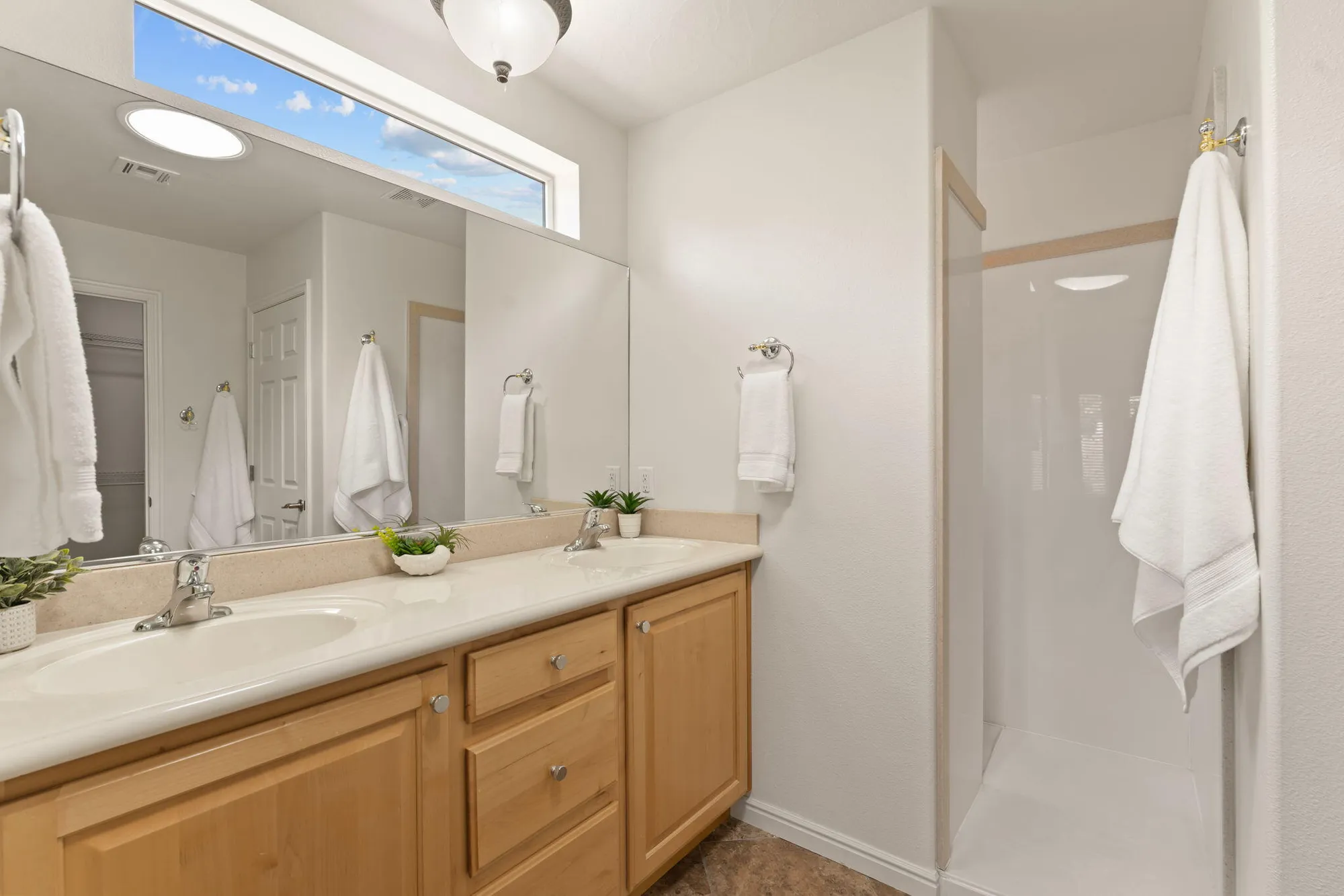 Property Slideshow image 22 of 36 | 4652 s medallion dr, St George, UT, 84790