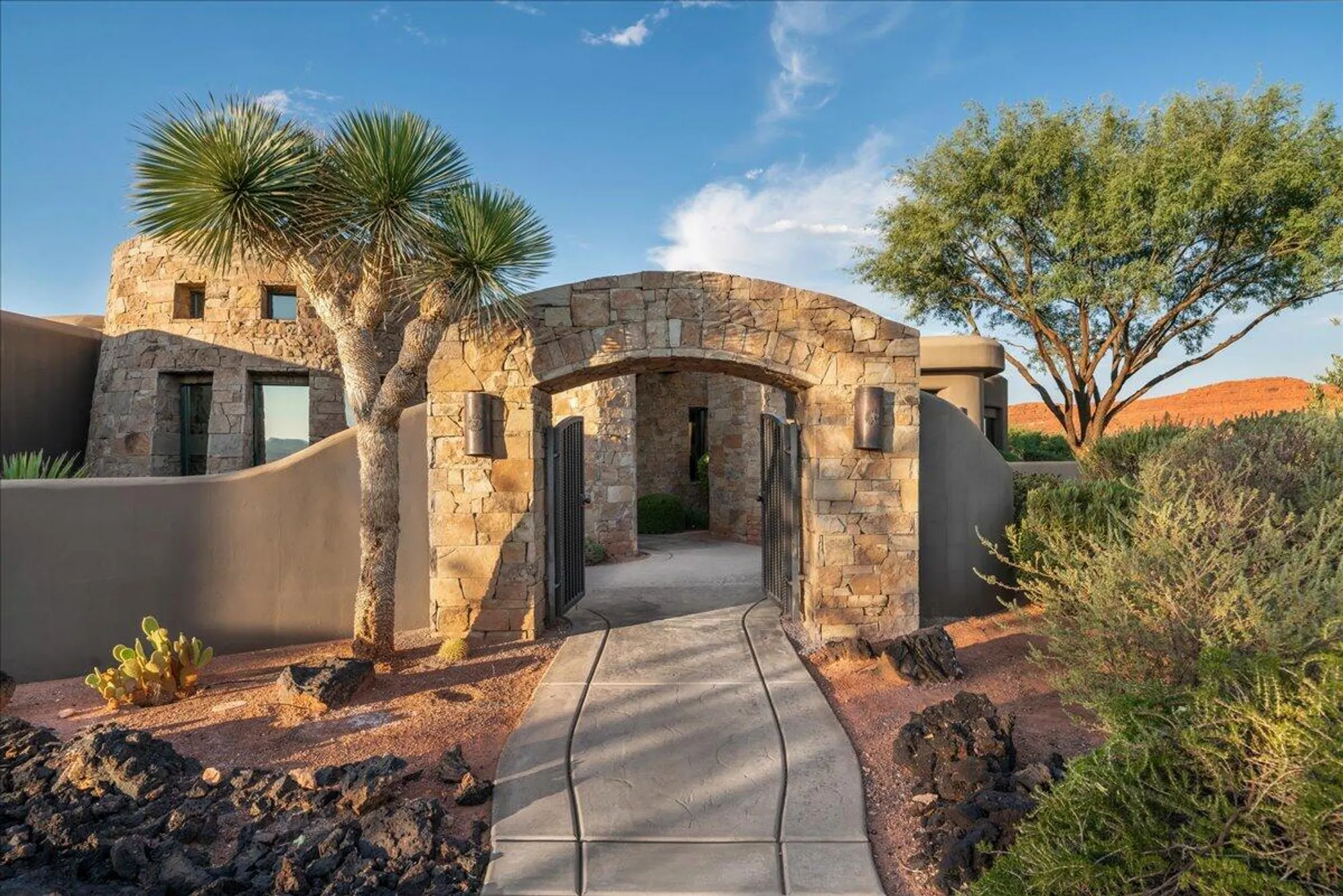 Property Slideshow image 9 of 63 | 2524 chaco trl, St George, UT, 84770