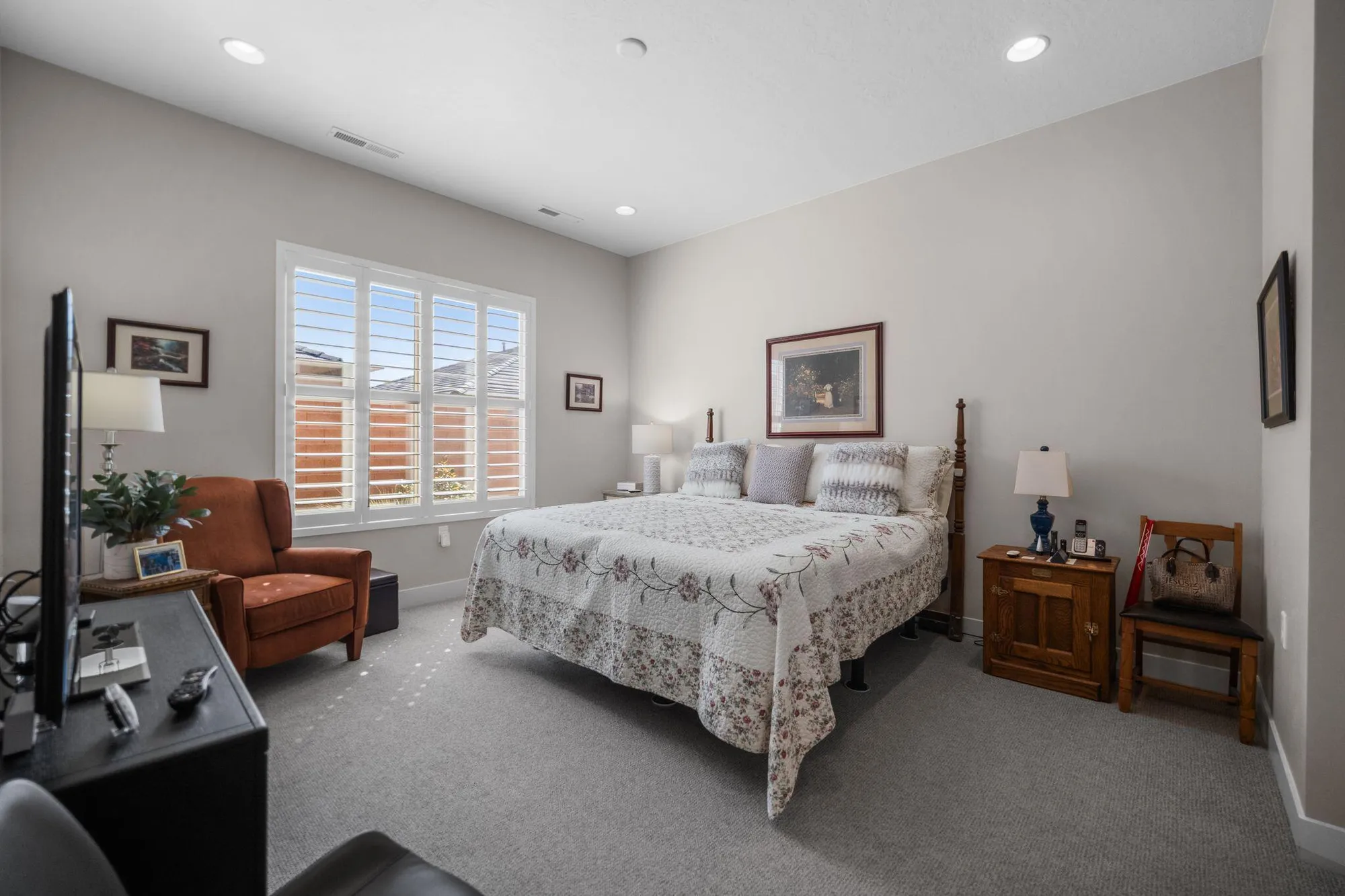 Property Slideshow image 14 of 37 | 1181 w felter dr, St George, UT, 84790