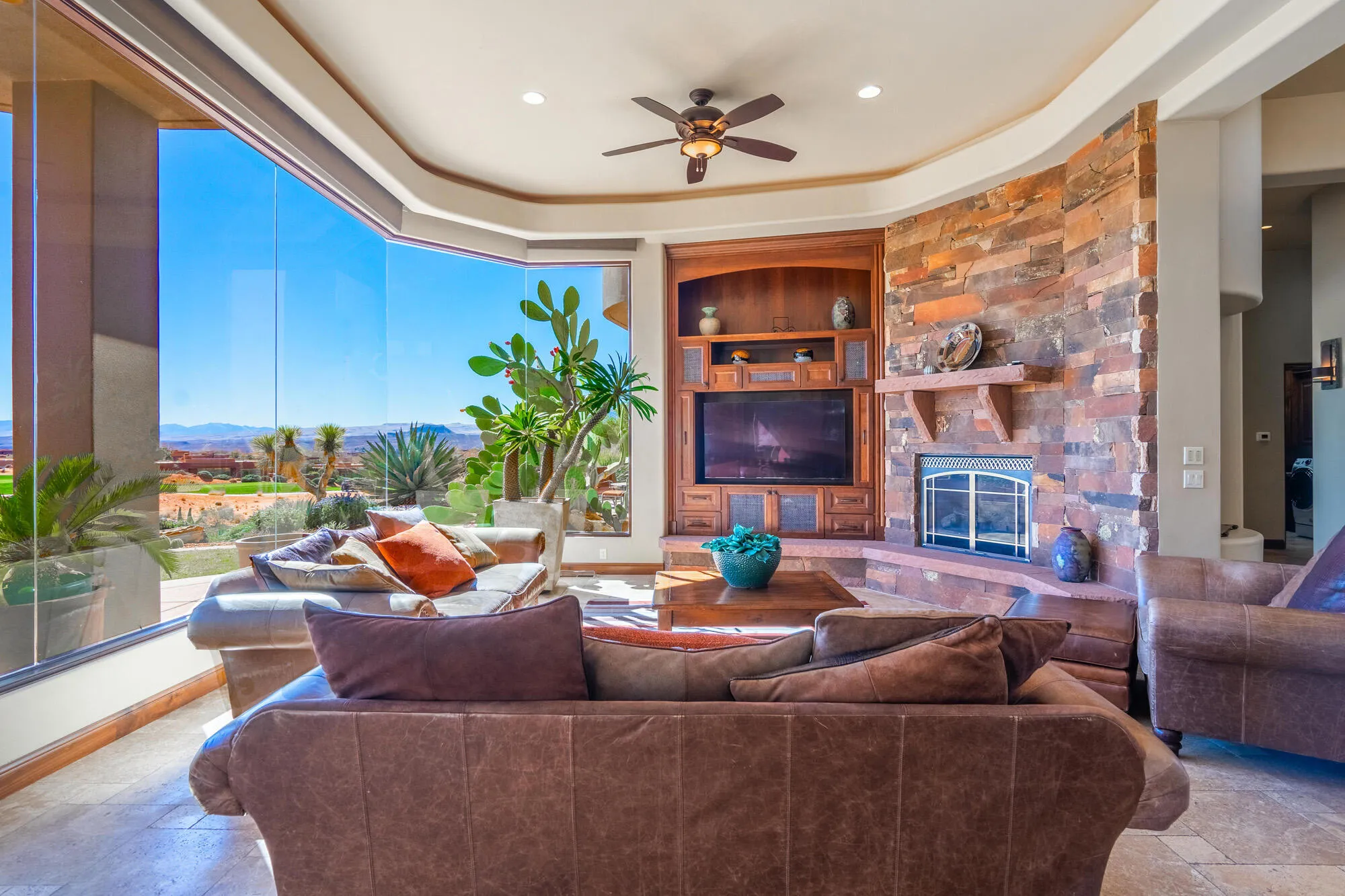 Property Slideshow image 13 of 83 | 3052 n snow canyon pkwy 8, St George, UT, 84770