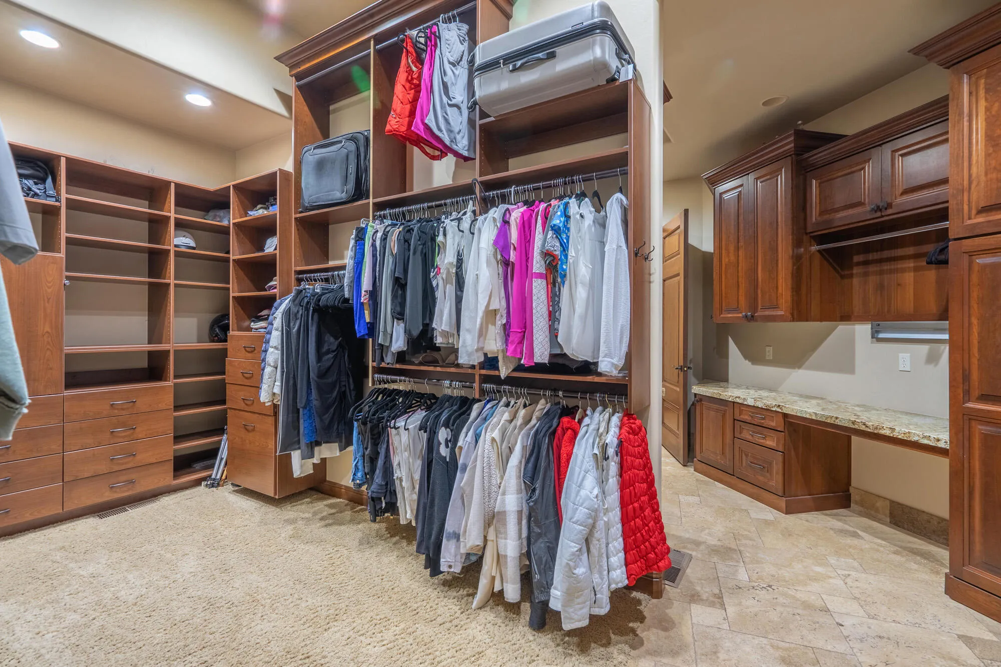 Property Slideshow image 43 of 83 | 3052 n snow canyon pkwy 8, St George, UT, 84770