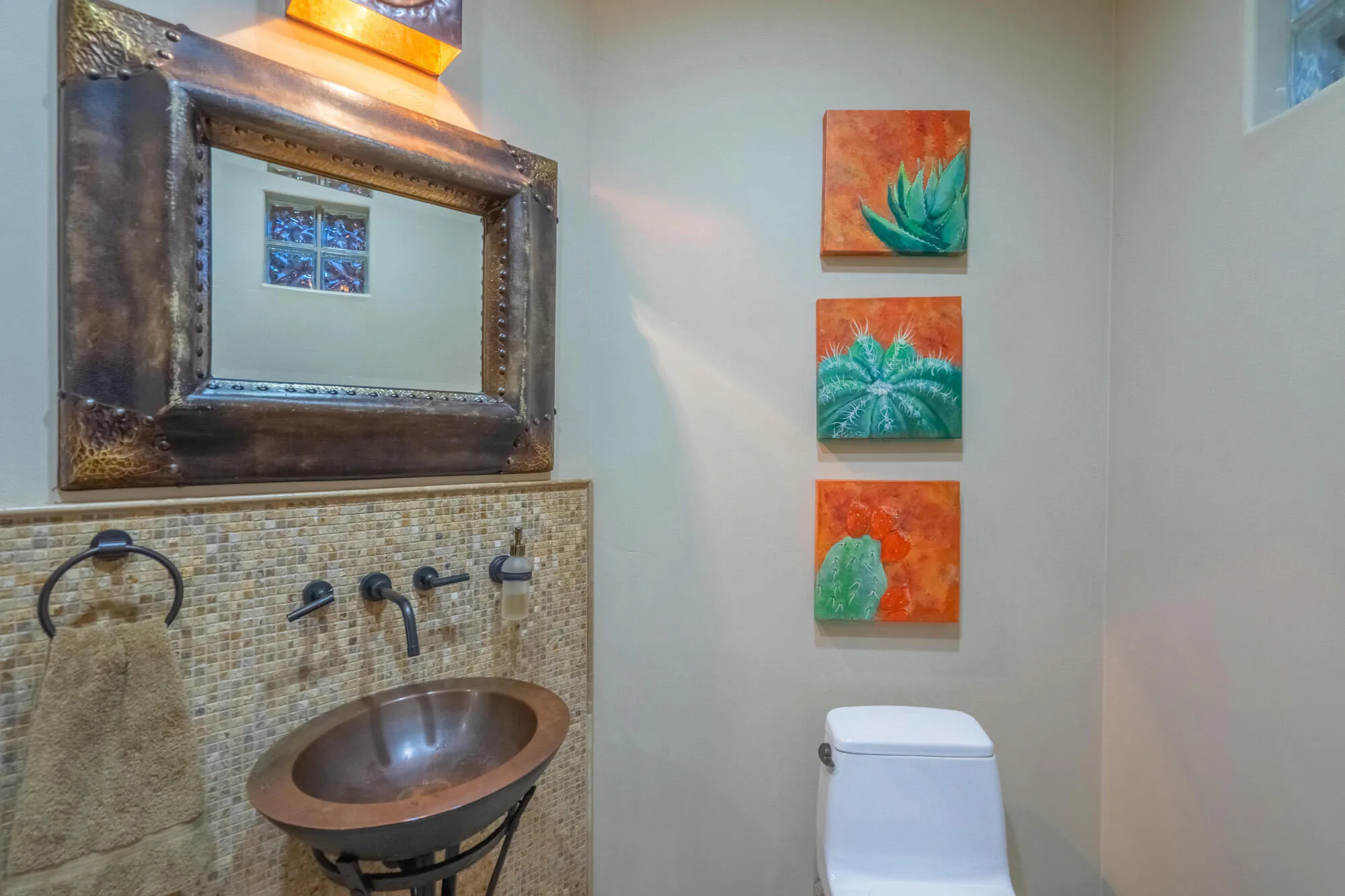 Property Slideshow image 44 of 83 | 3052 n snow canyon pkwy 8, St George, UT, 84770