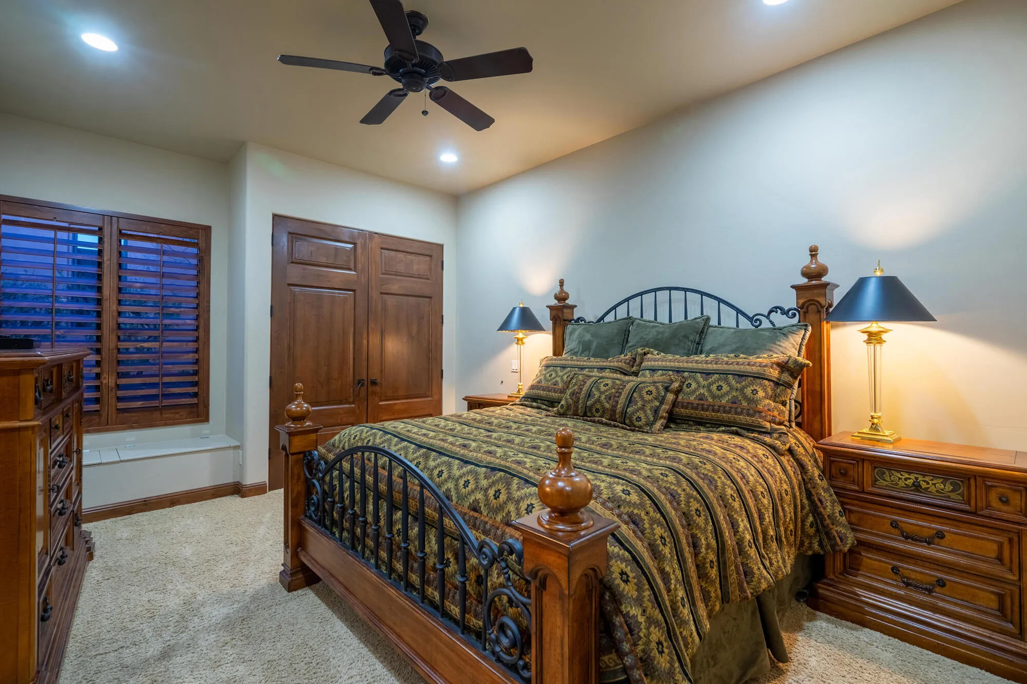 Property Slideshow image 47 of 83 | 3052 n snow canyon pkwy 8, St George, UT, 84770