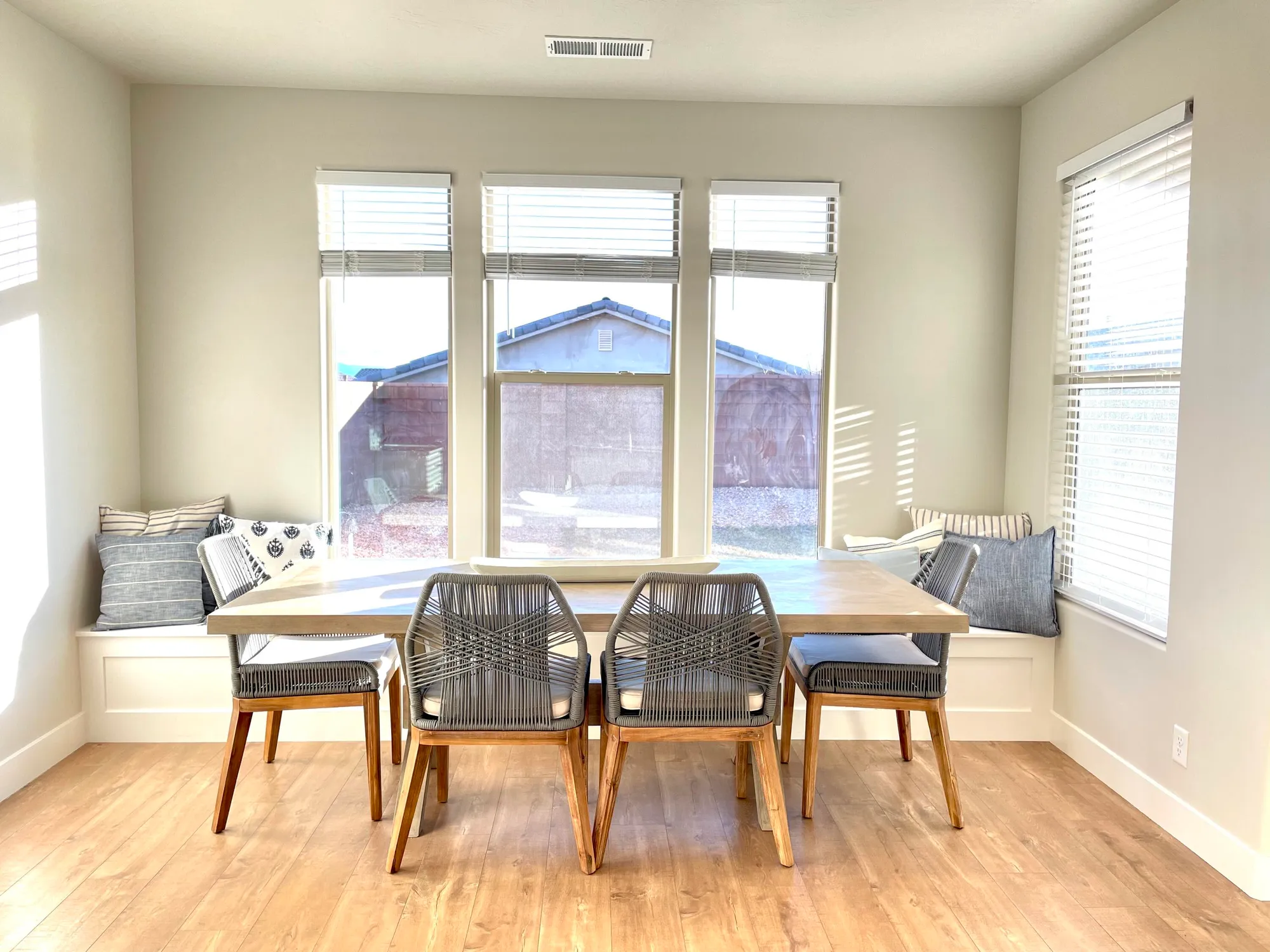 Property Slideshow image 6 of 33 | 133 w white pearl dr, Washington, UT, 84780