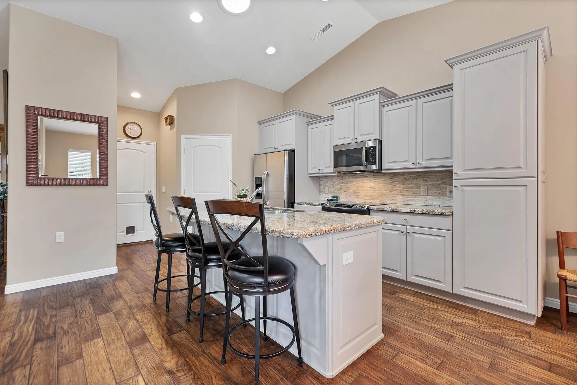 Property Slideshow image 10 of 28 | 4730 s medallion dr, St George, UT, 84790