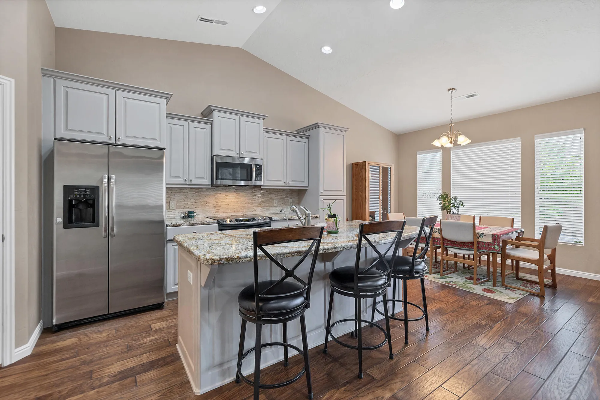 Property Slideshow image 9 of 28 | 4730 s medallion dr, St George, UT, 84790