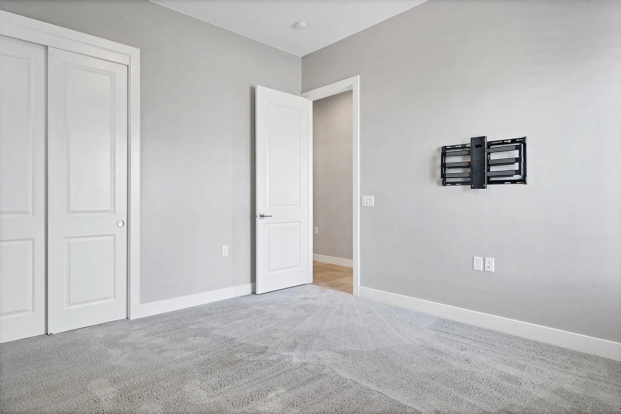 Property Slideshow image 14 of 30 | 1174 w graham dr, St George, UT, 84790