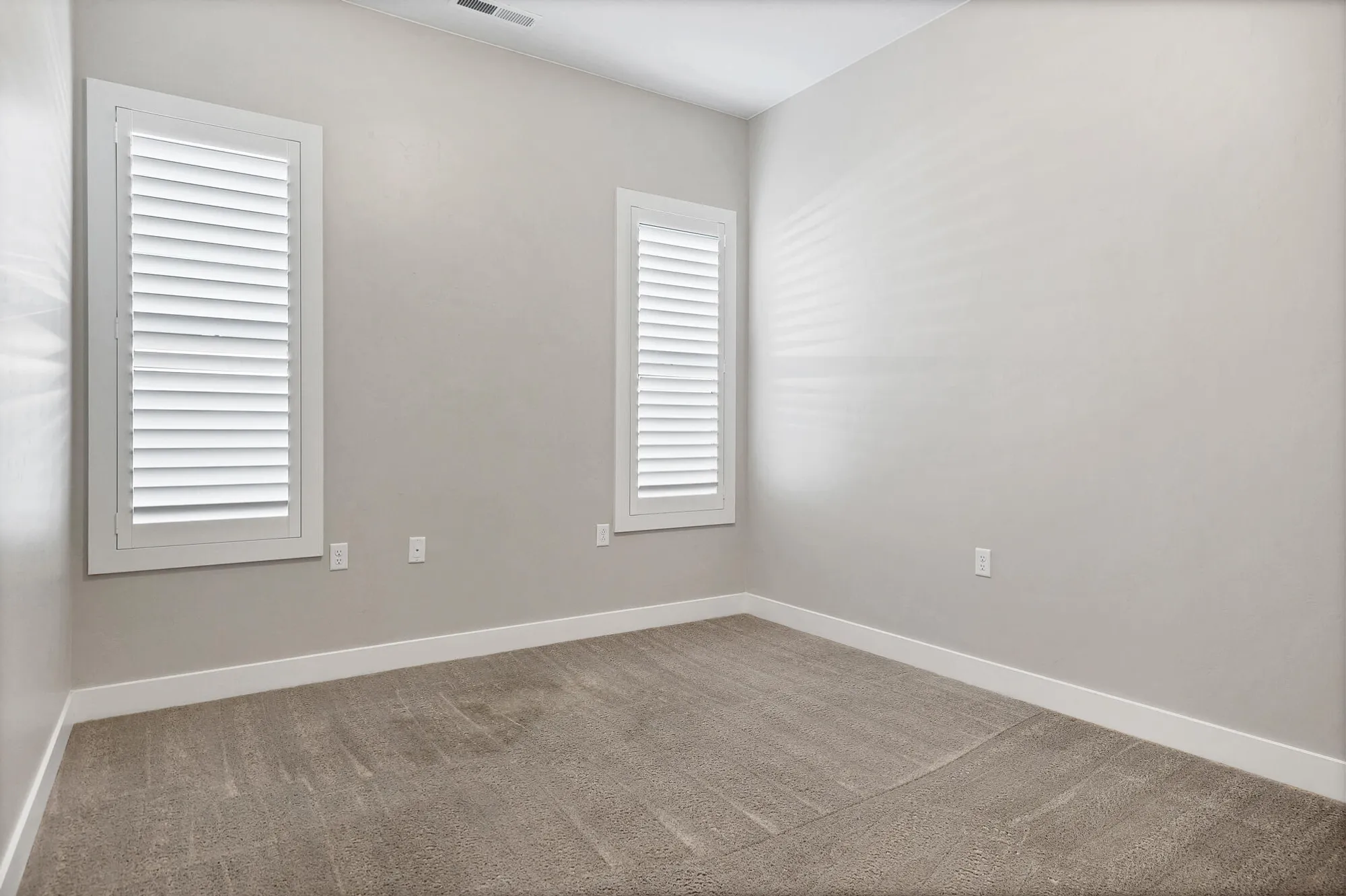 Property Slideshow image 15 of 30 | 1174 w graham dr, St George, UT, 84790