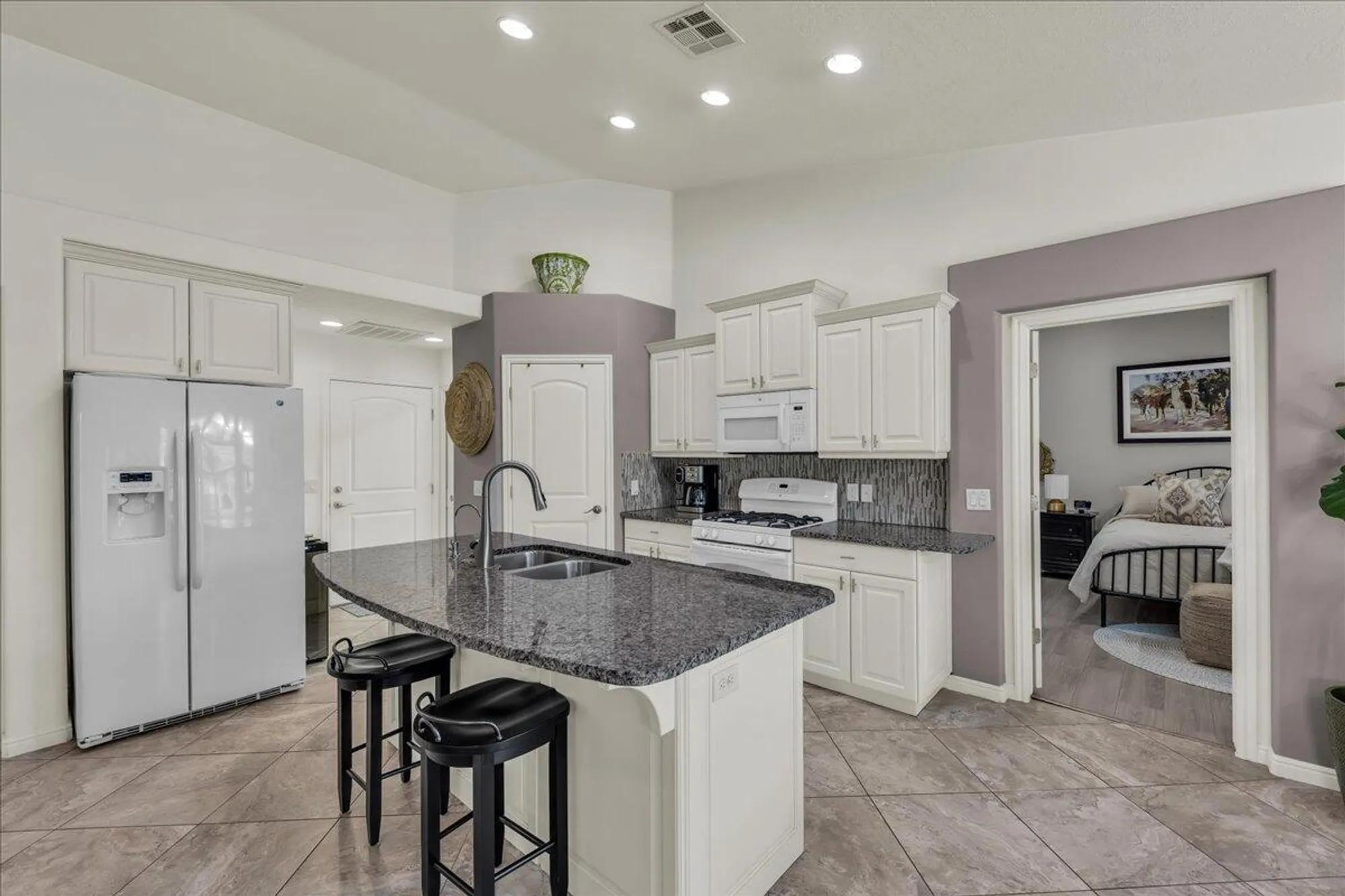 Property Slideshow image 8 of 28 | 4760 s medallion dr, St George, UT, 84790