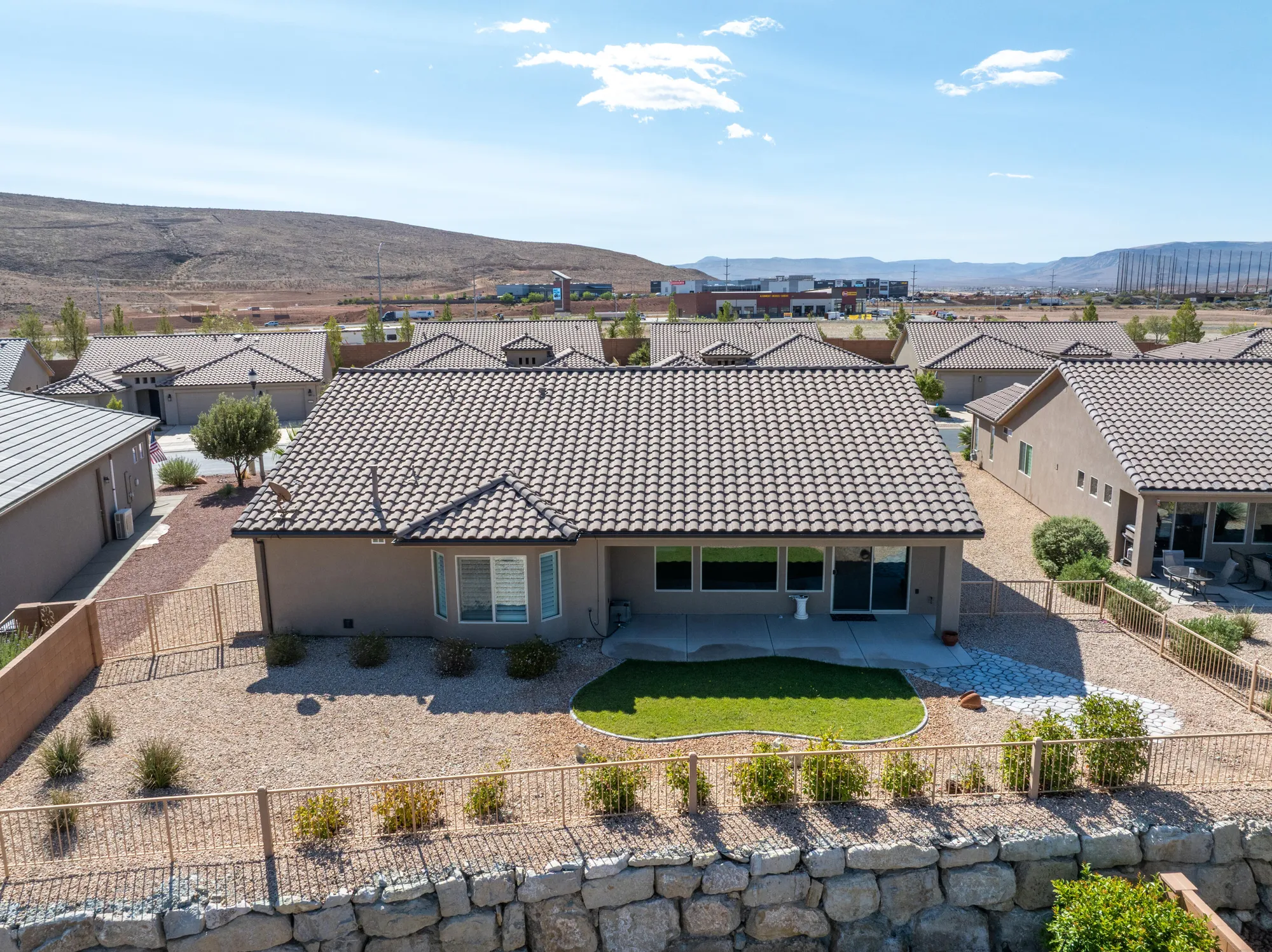 Property Slideshow image 30 of 49 | 4260 s painted finch dr, St George, UT, 84790