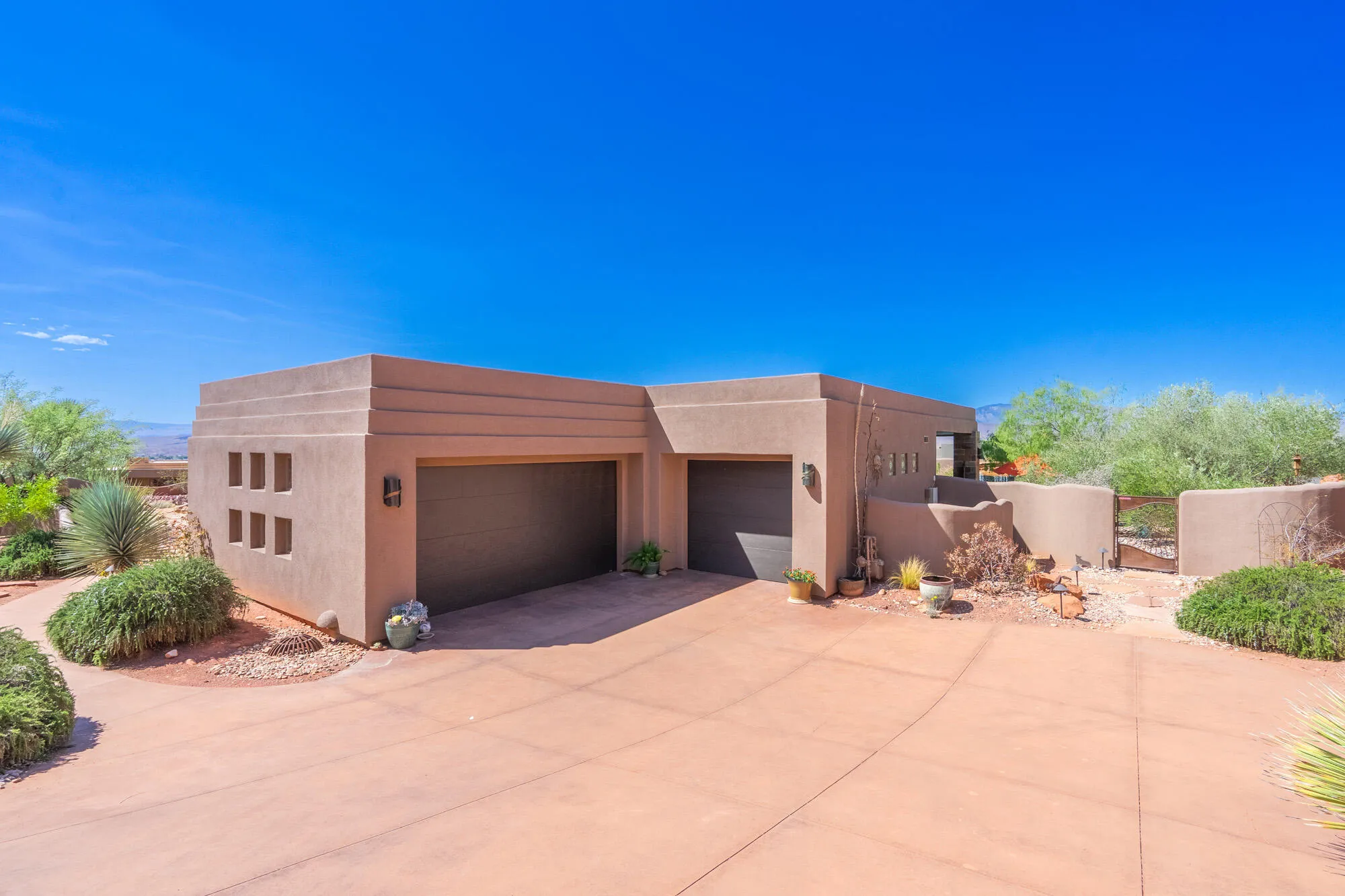 Property Slideshow image 8 of 87 | 2919 n chinle cir, St George, UT, 84770