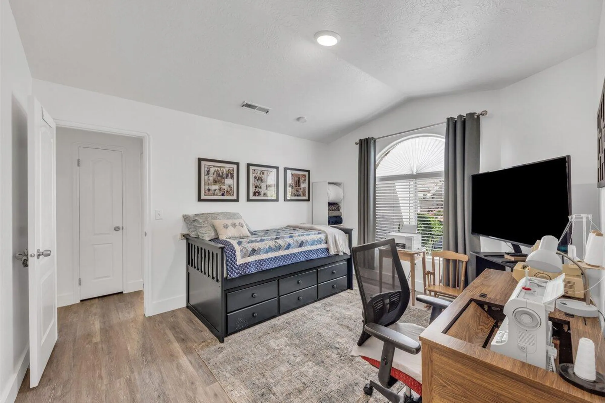 Property Slideshow image 8 of 22 | 225 n valley view dr unit 58, St George, UT, 84770