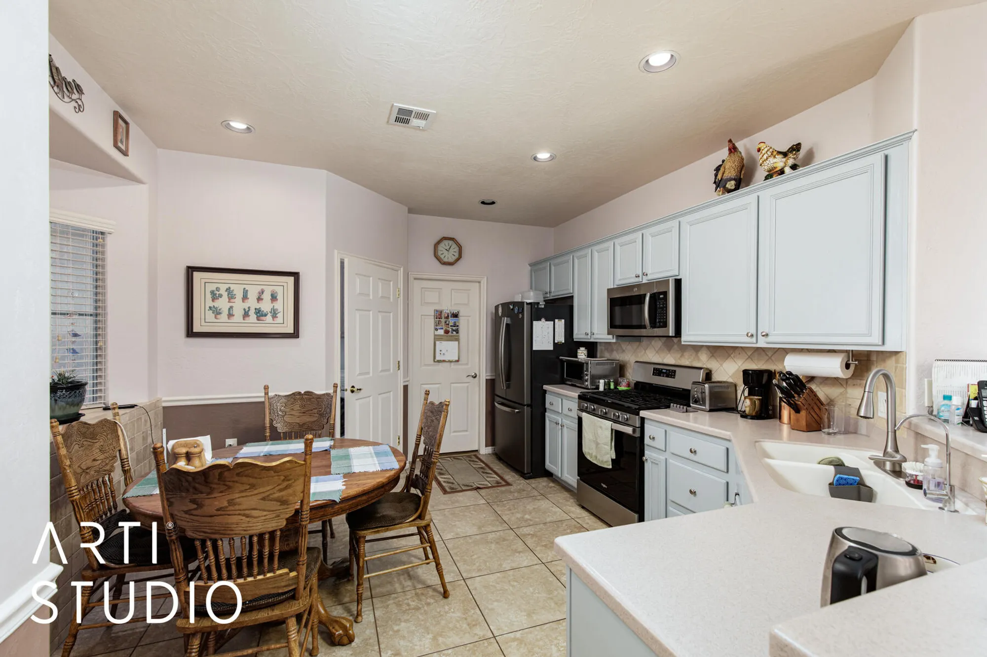 Property Slideshow image 7 of 49 | 1643 w sunstar dr, St George, UT, 84790