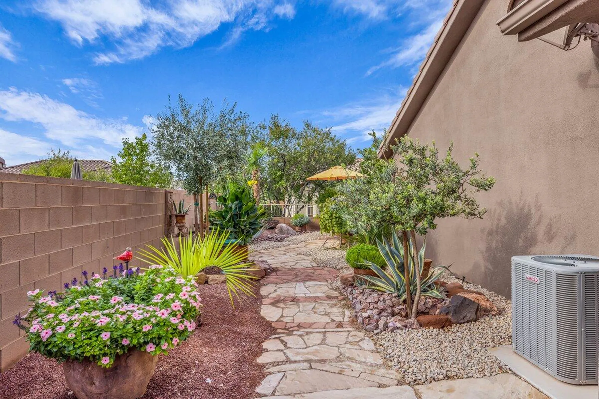 Property Slideshow image 26 of 28 | 4760 s medallion dr, St George, UT, 84790