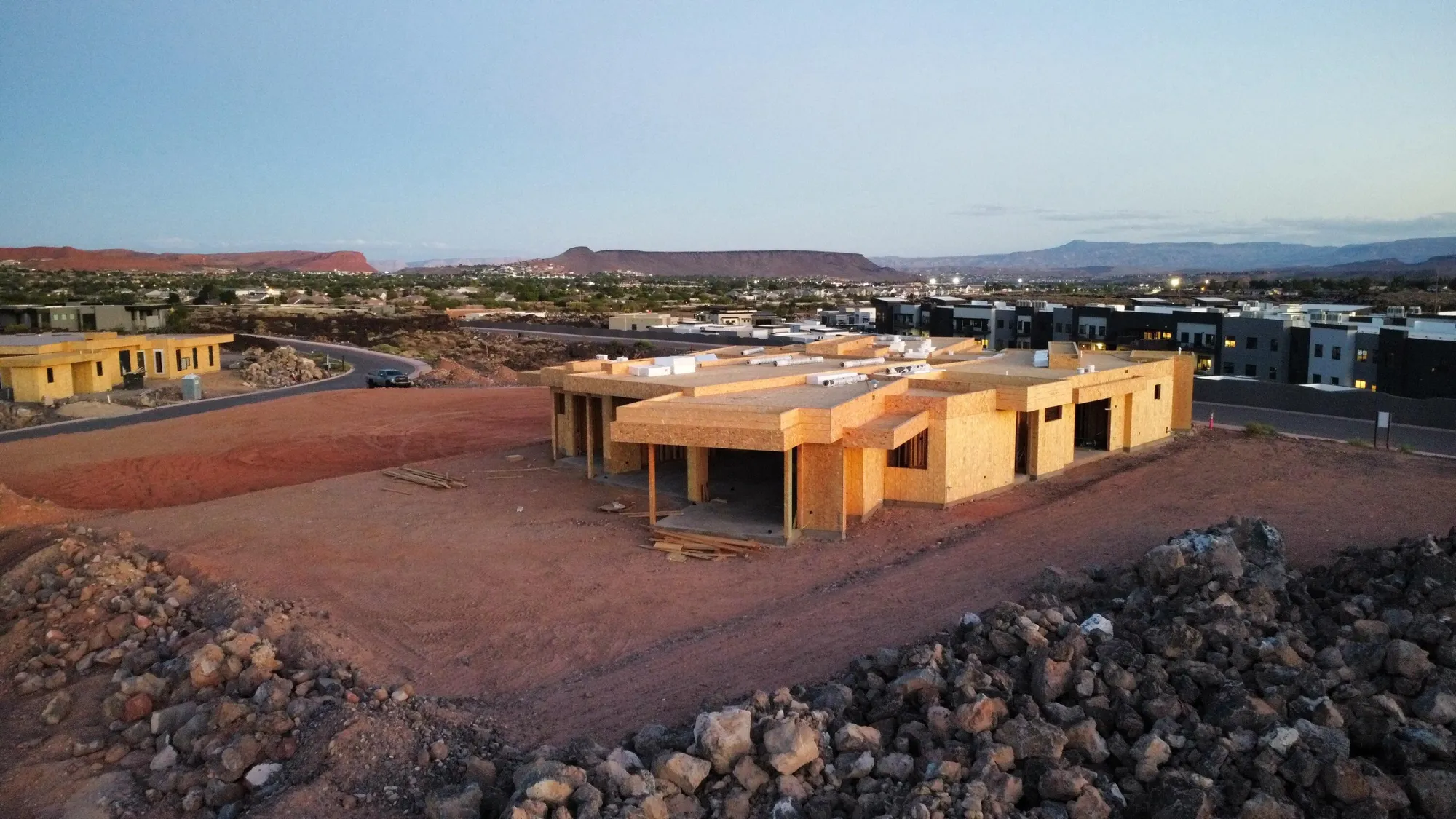 Property Slideshow image 24 of 44 | 2874 w indian peaks cir, St George, UT, 84770