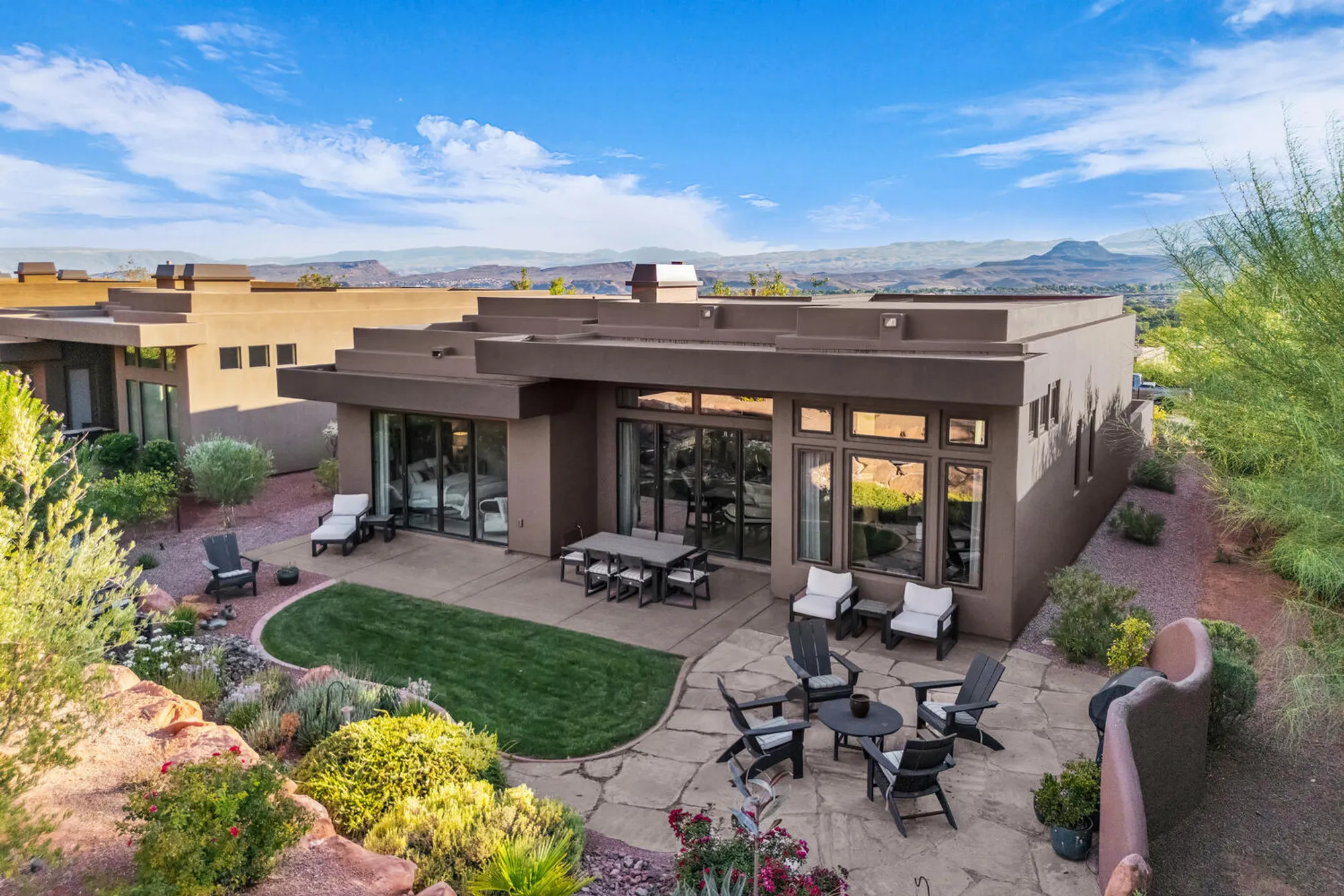 Property Slideshow image 4 of 39 | 2139 w cougar rock cir unit 179, St George, UT, 84770