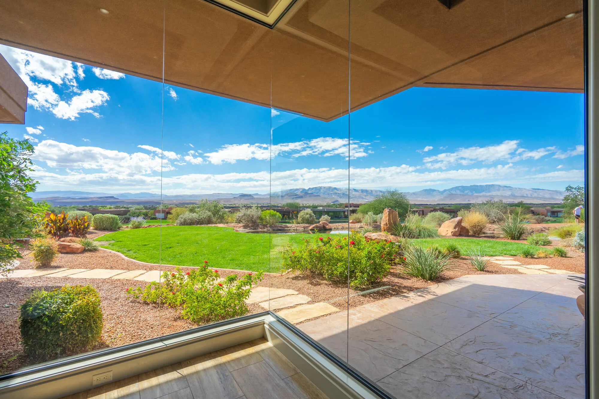 Property Slideshow image 21 of 93 | 2331 w entrada trl unit 59, St George, UT, 84770