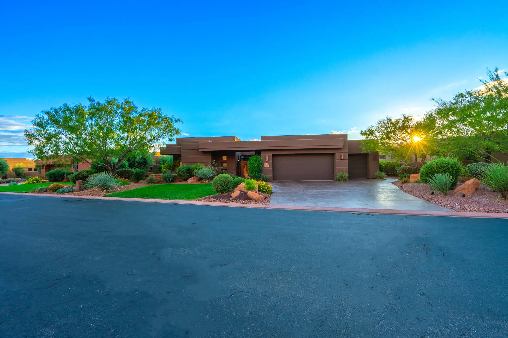 Property Slideshow image 1 of 93 | 2331 w entrada trl unit 59, St George, UT, 84770